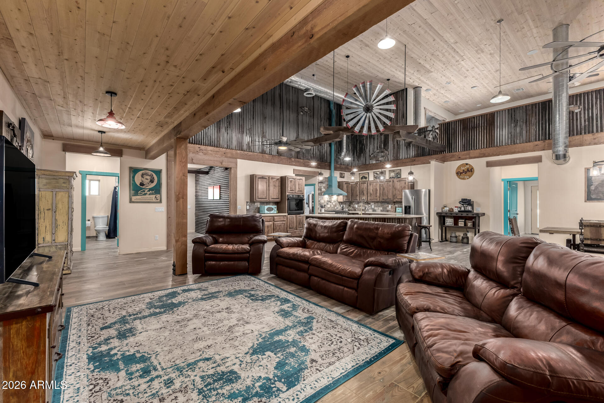 Western Estate- County Island Acreage - Residential