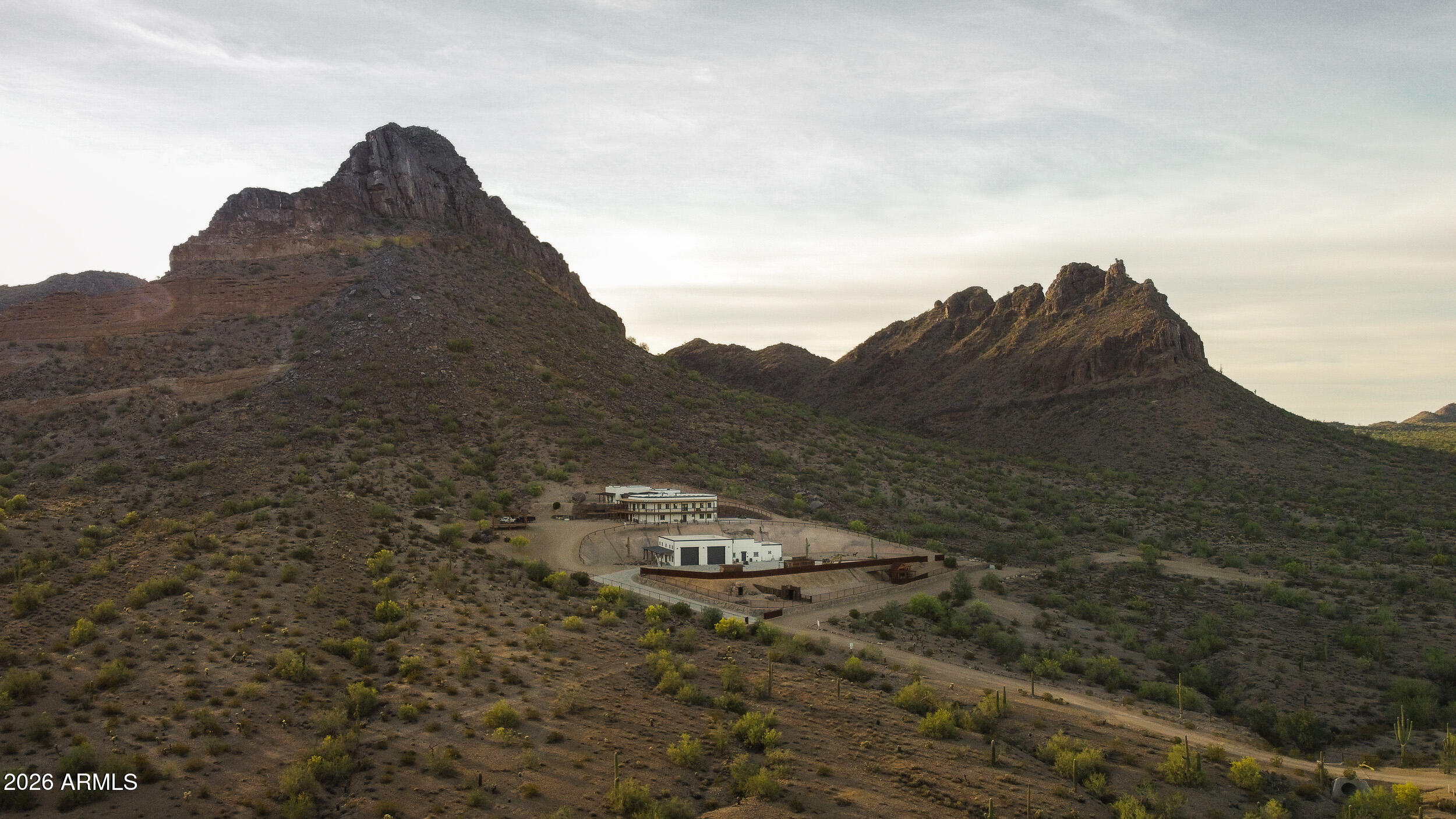 Western Estate- County Island Acreage - Residential