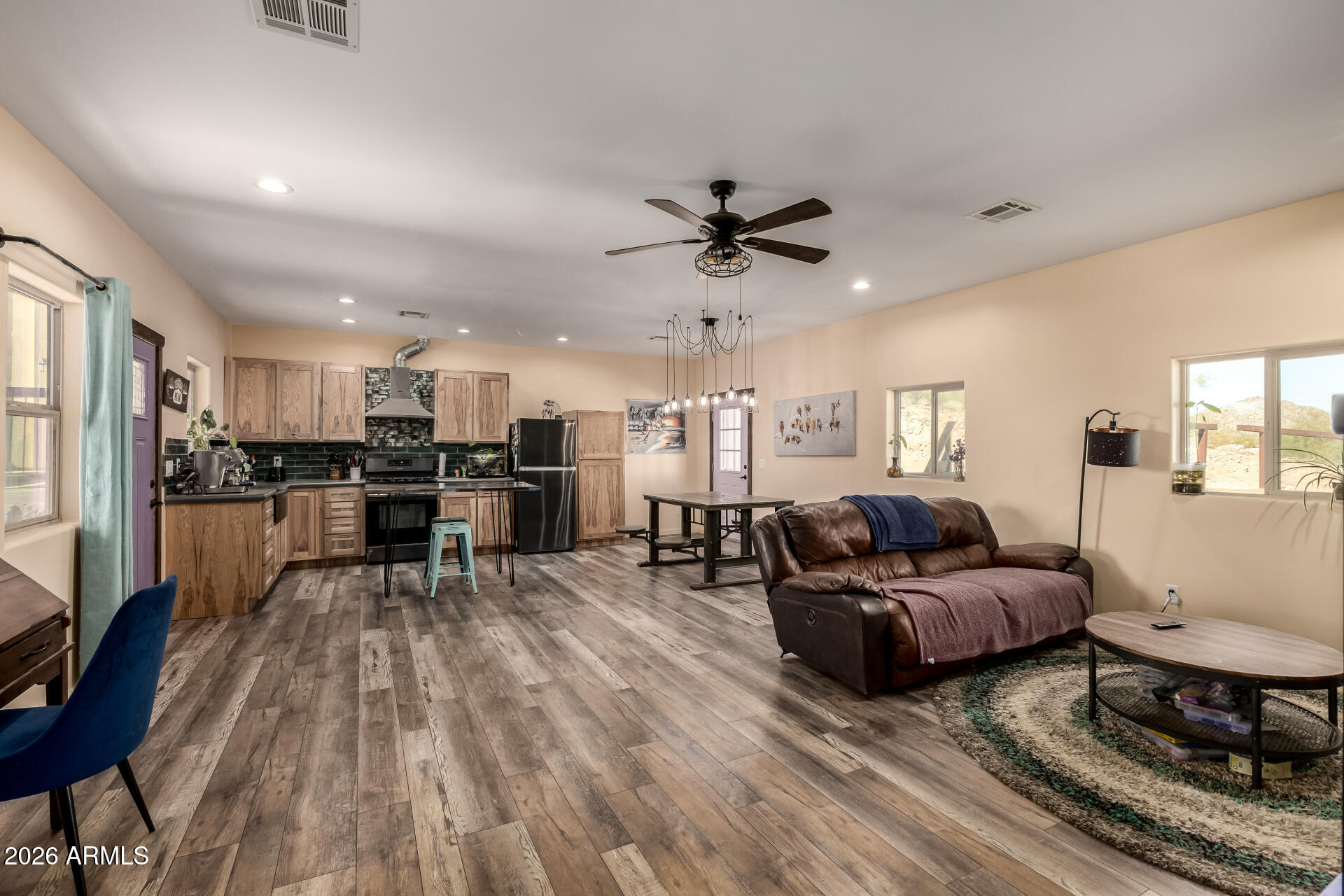 Western Estate- County Island Acreage - Residential