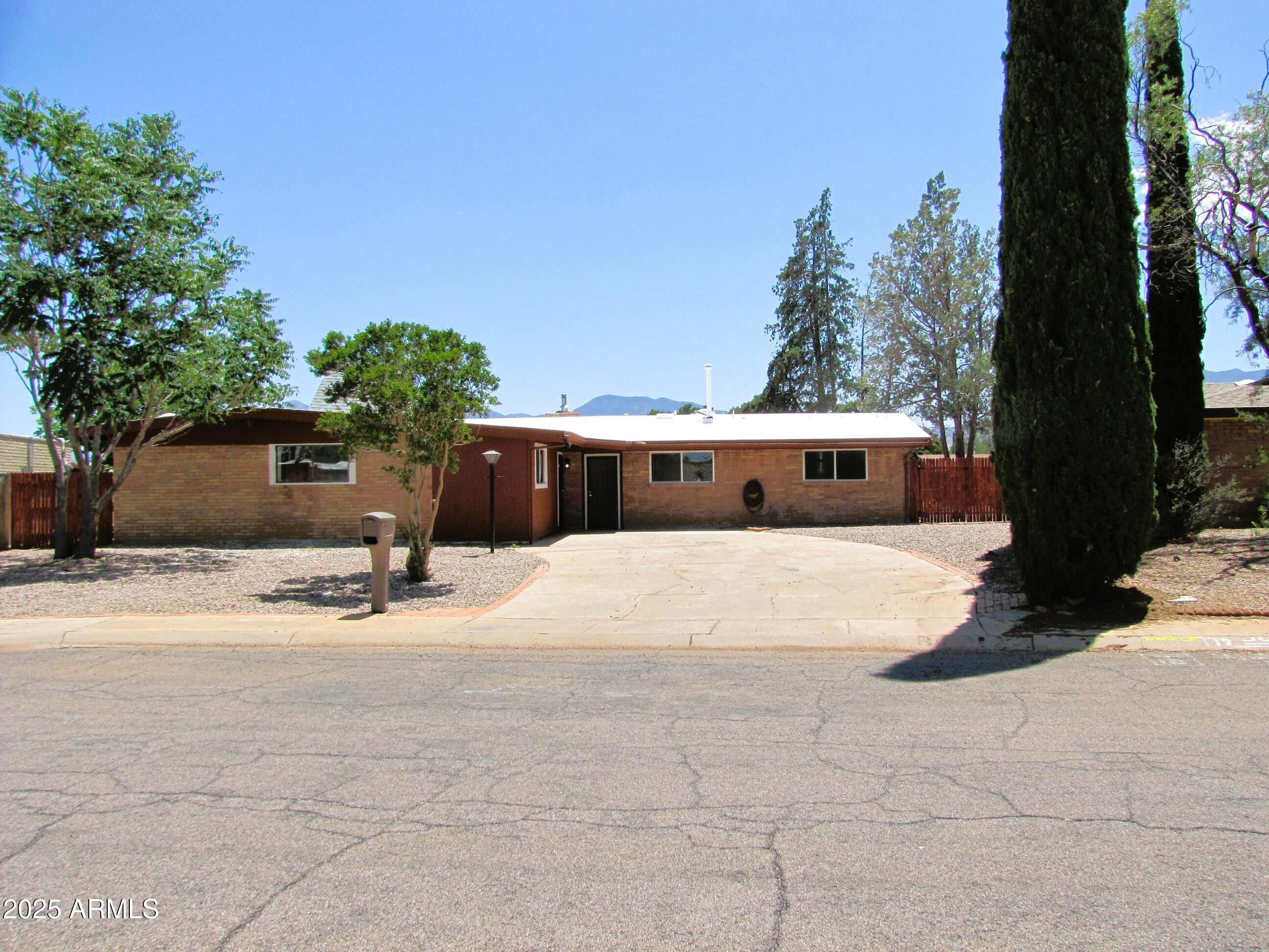 BUENA 3 - Residential