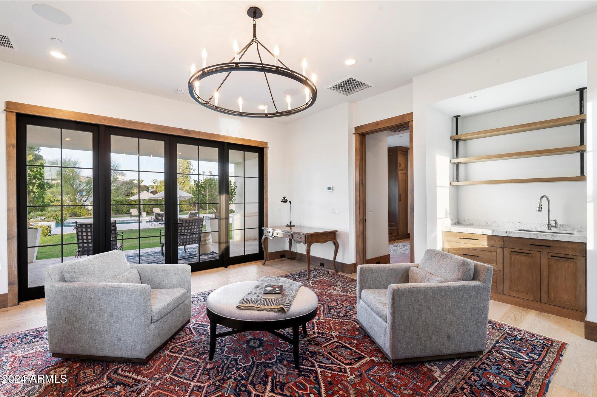 BILTMORE ESTATES - Residential