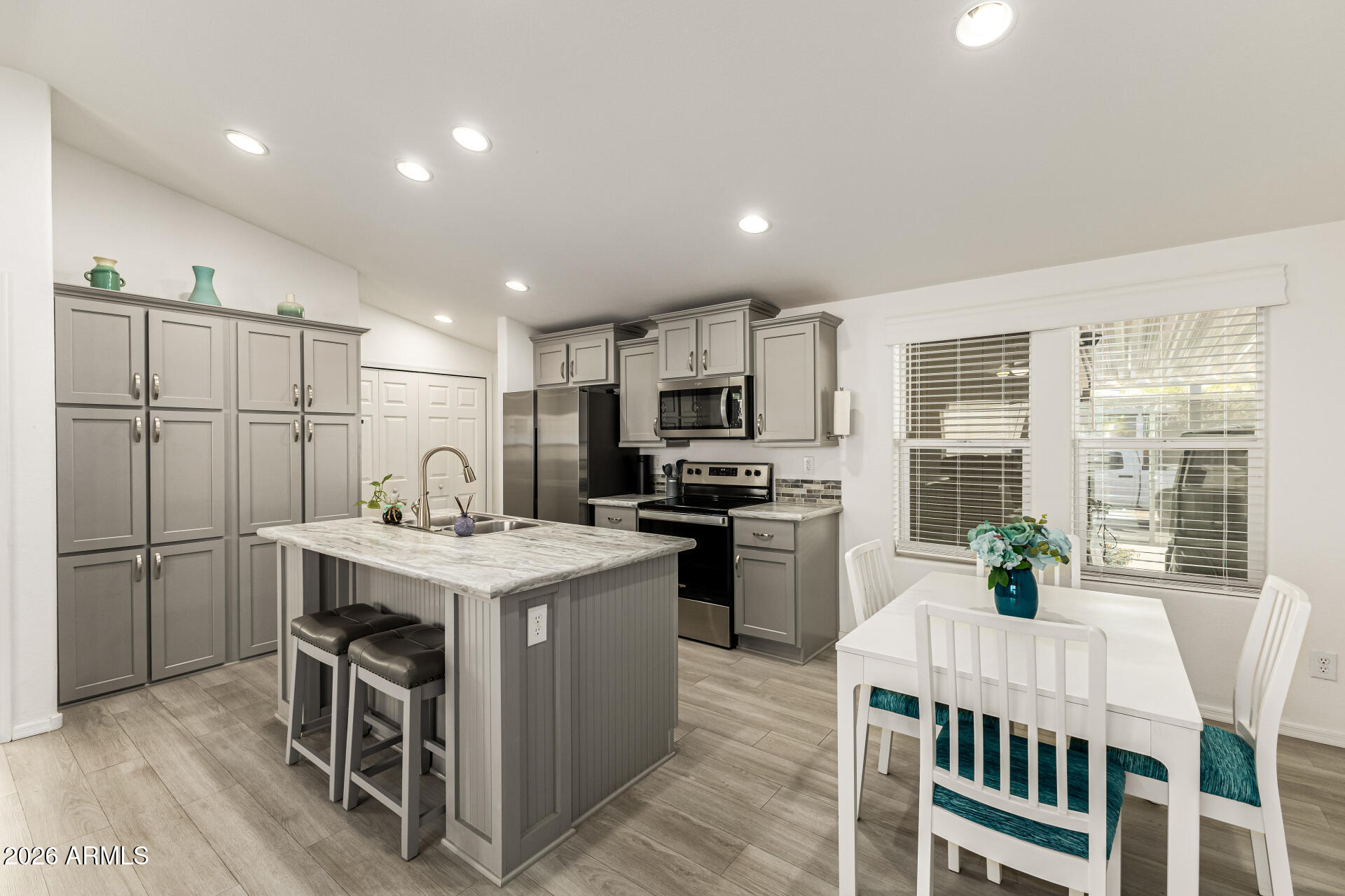 COTTON LANE RESORT - Residential