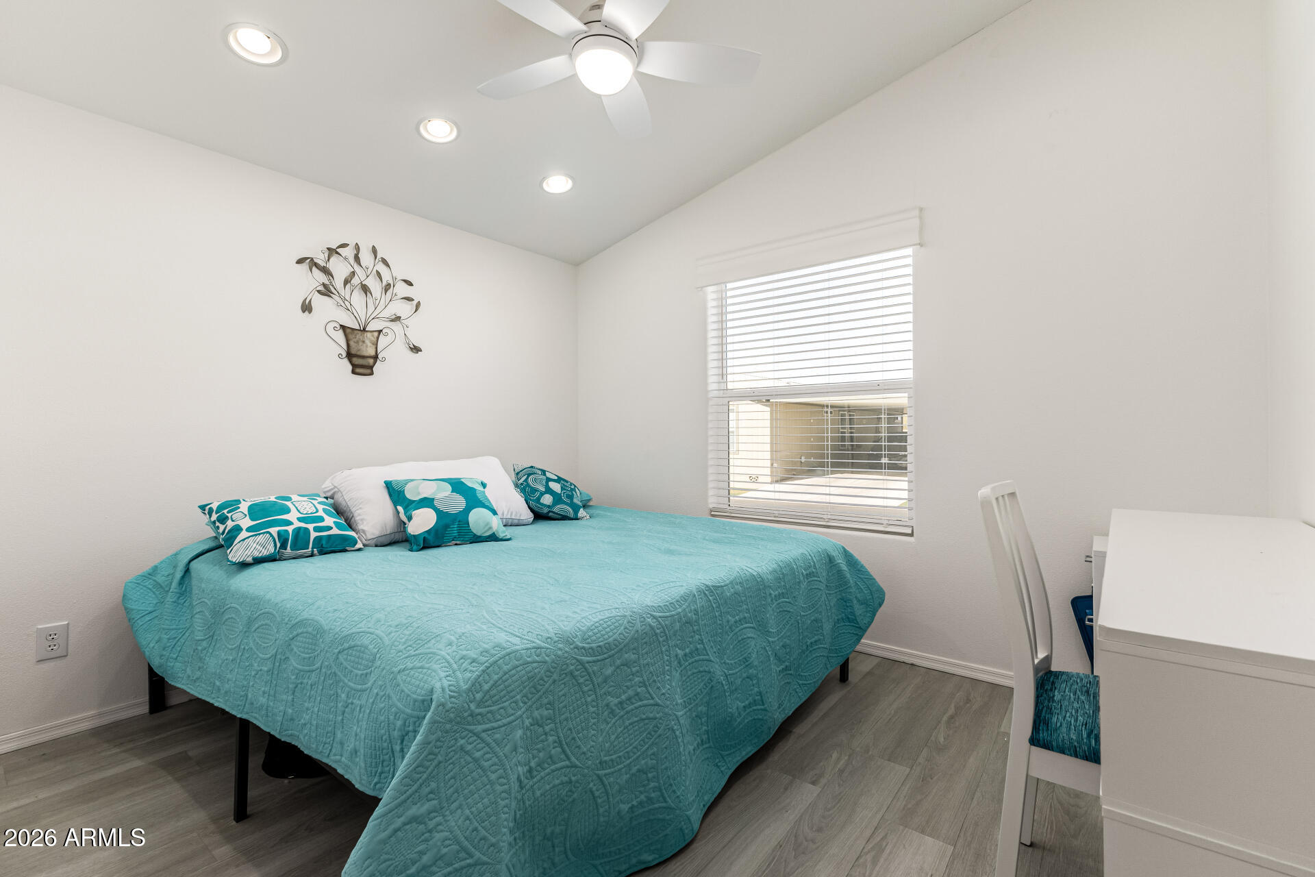COTTON LANE RESORT - Residential