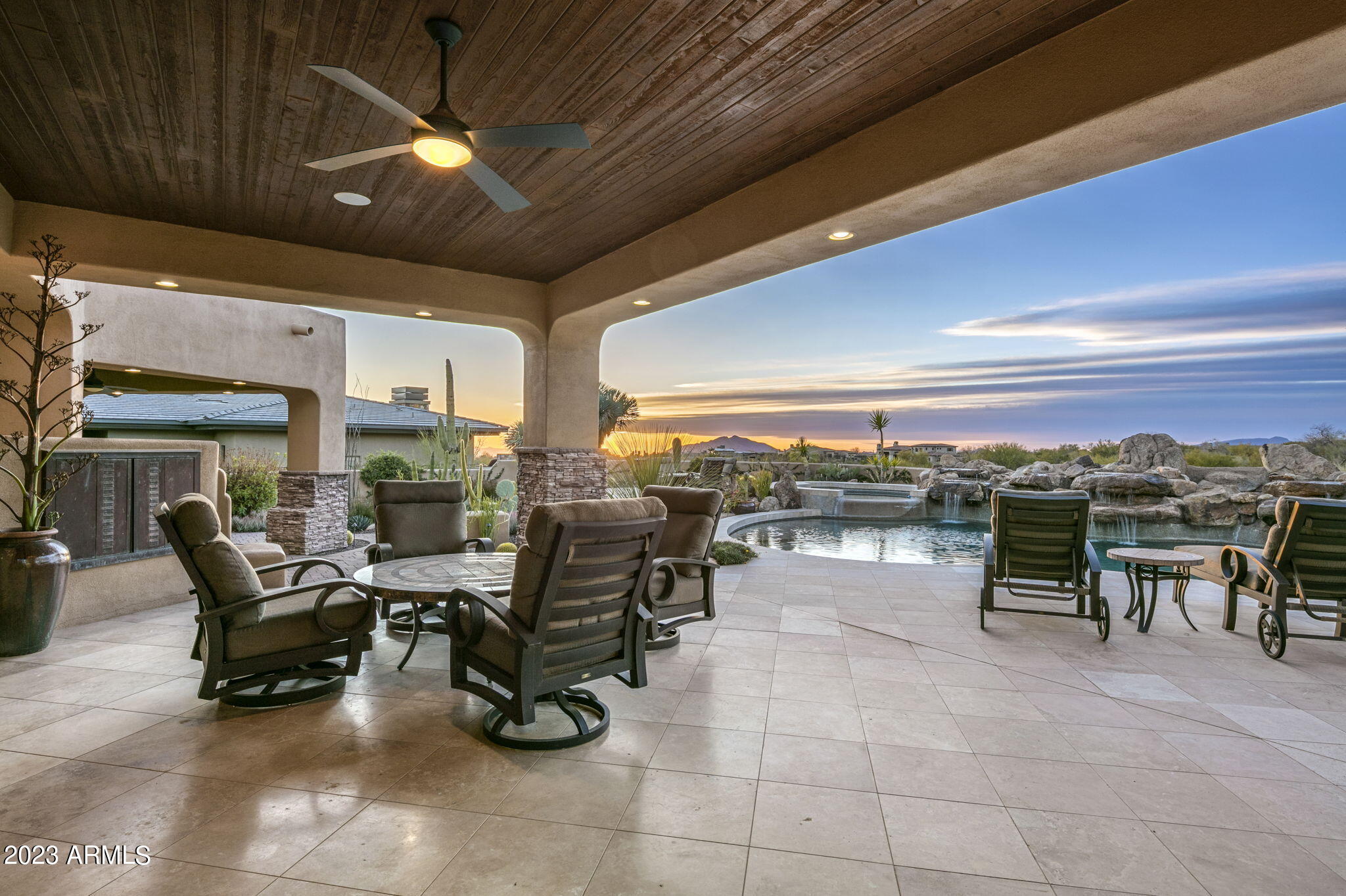 MIRABEL CLUB - Residential