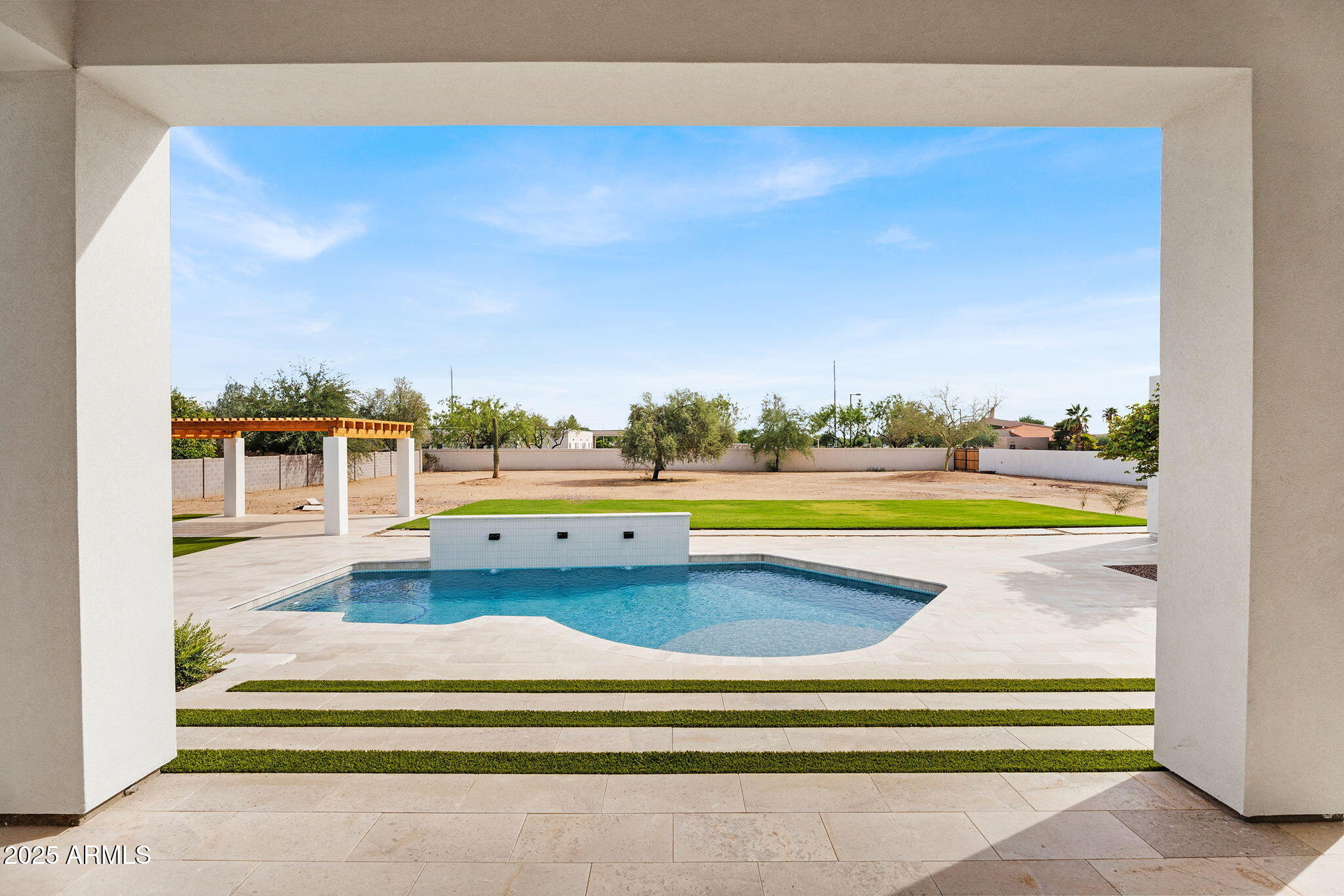 LA TIERRA ESTATES AMD - Residential