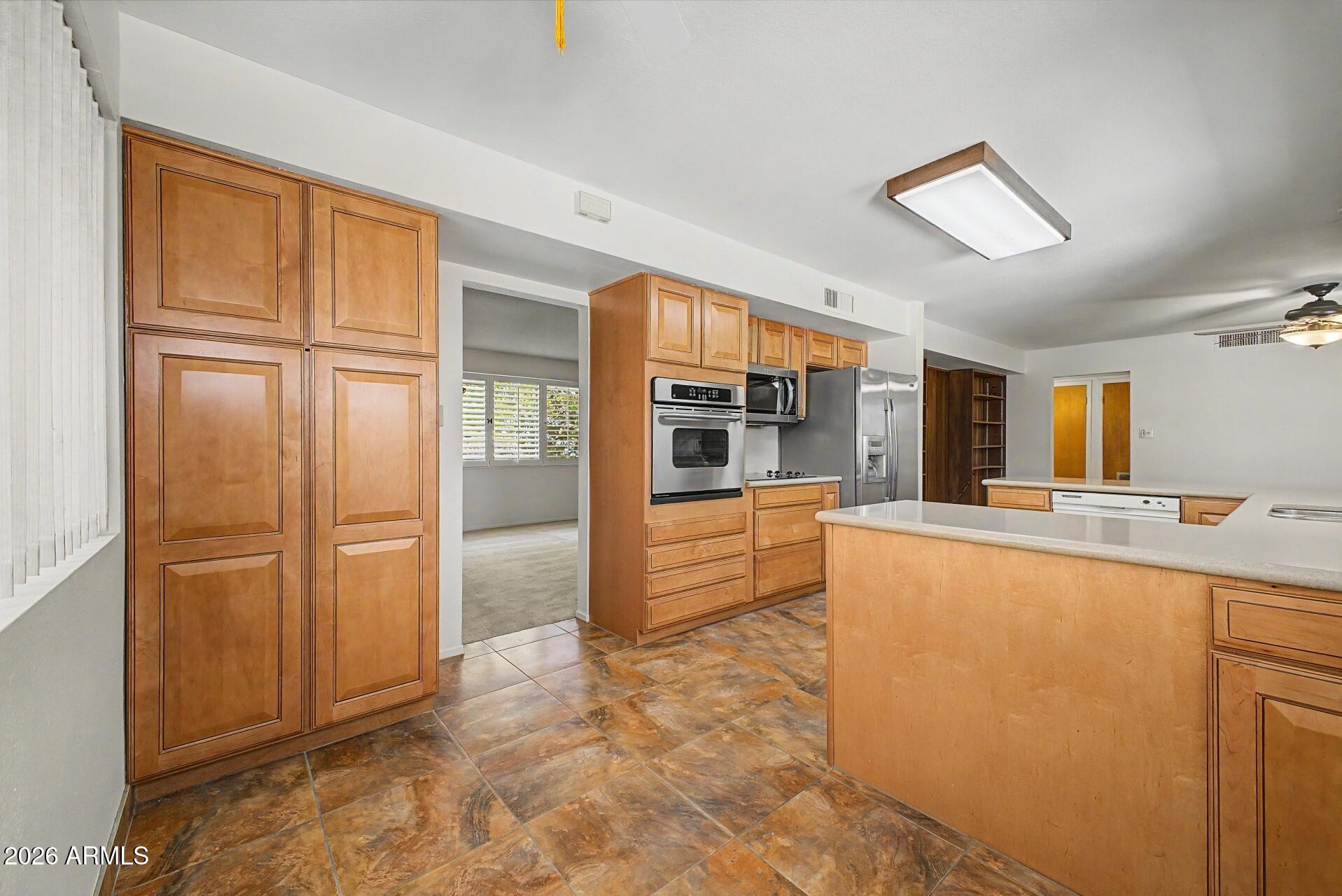 VILLAGE MEADOWS 6 LOTS 204-246 - Residential