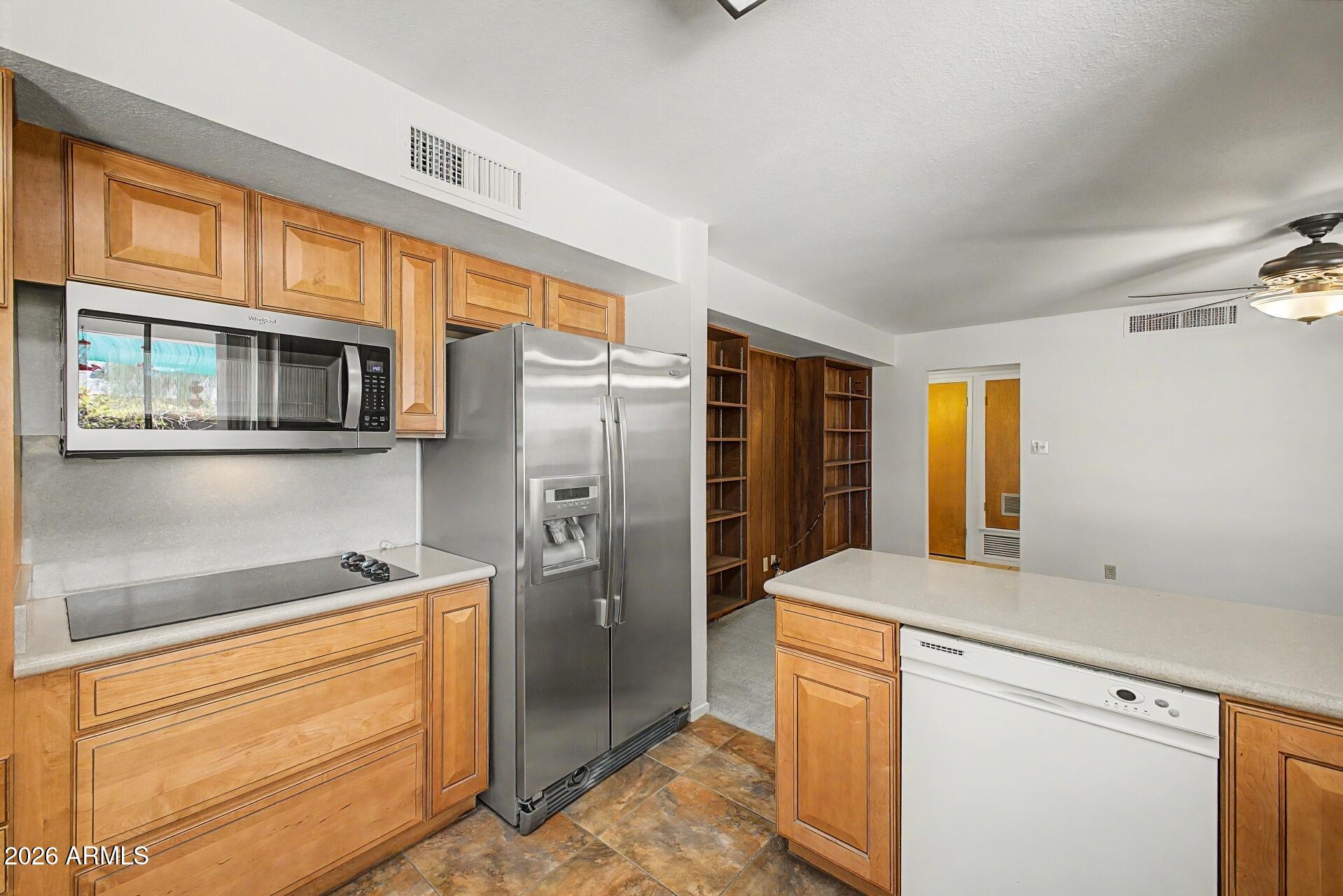 VILLAGE MEADOWS 6 LOTS 204-246 - Residential