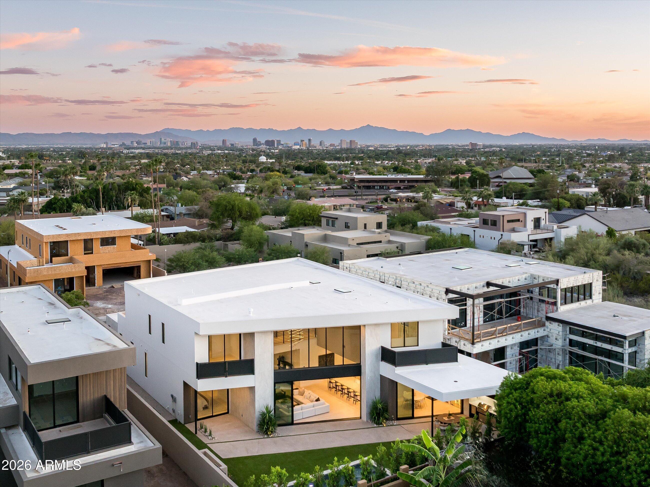 HAYDEN VIEWS AMD - Residential