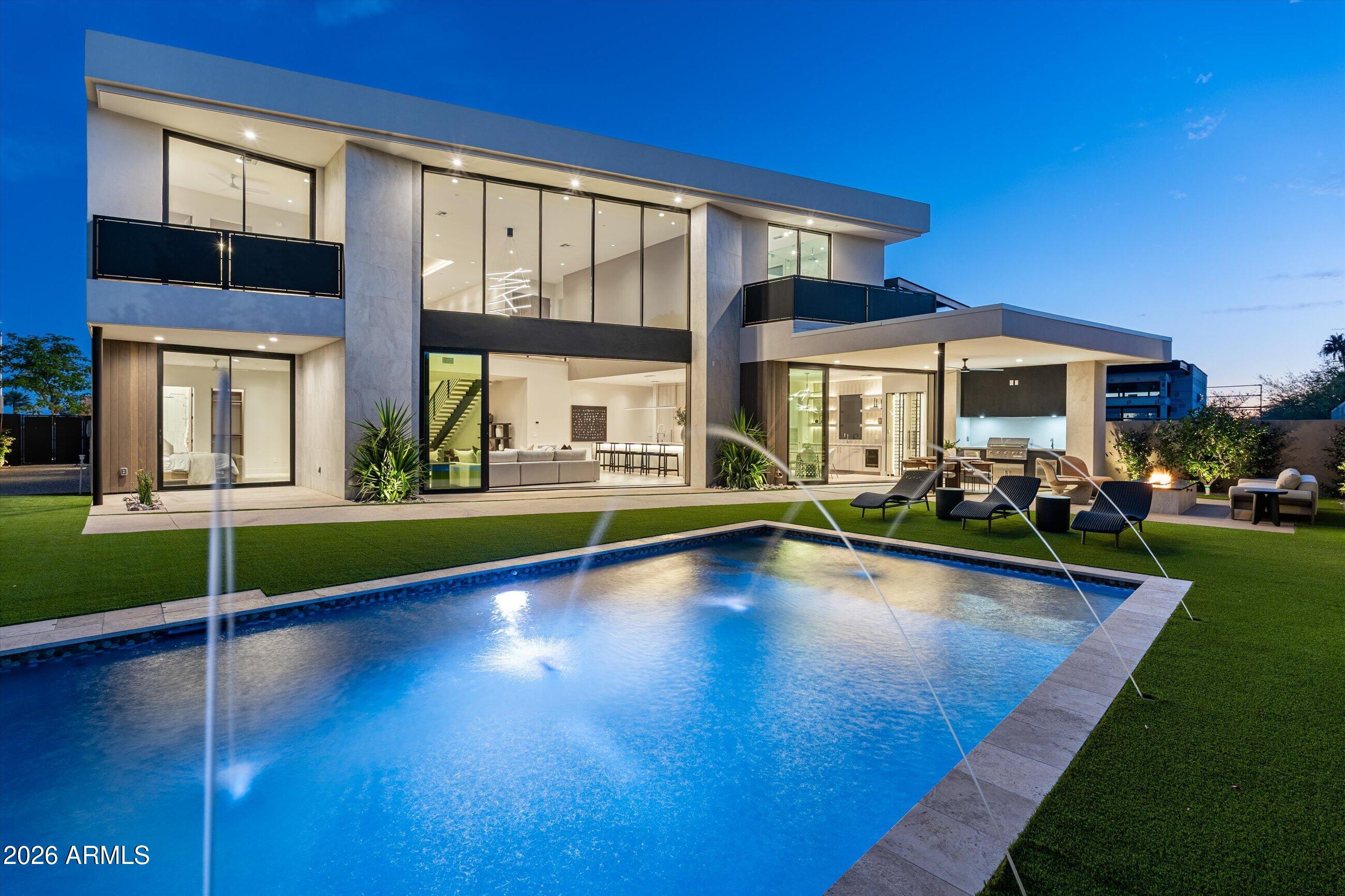 HAYDEN VIEWS AMD - Residential