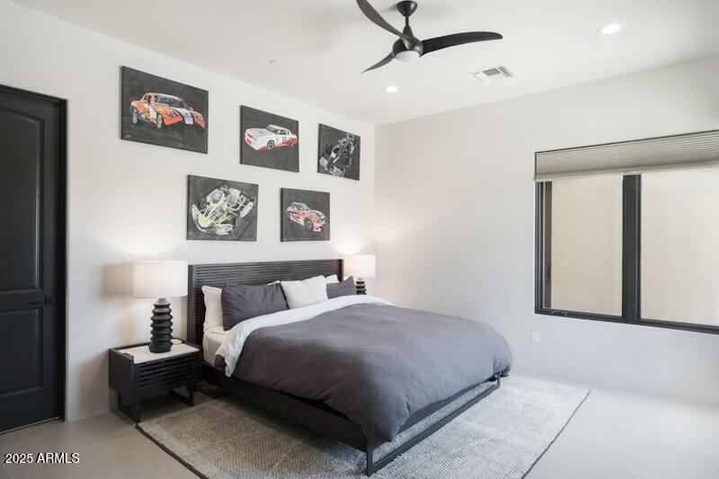 PINNACLE PEAK PLACE - Residential