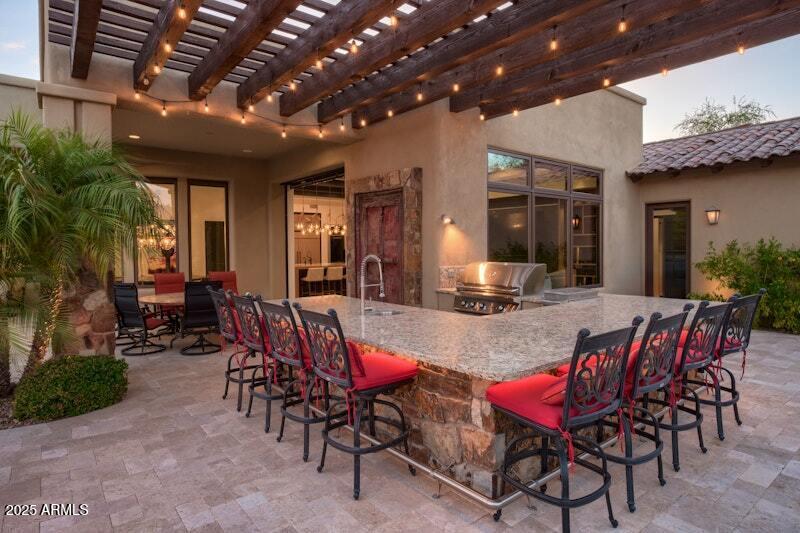 PINNACLE PEAK PLACE - Residential