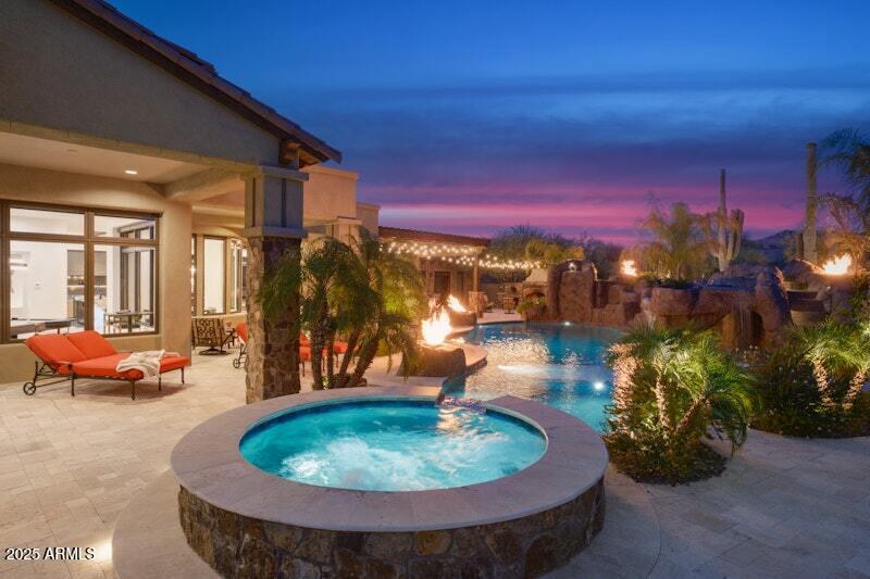 PINNACLE PEAK PLACE - Residential