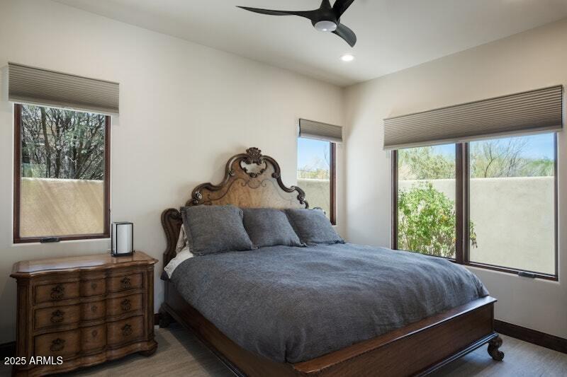 PINNACLE PEAK PLACE - Residential