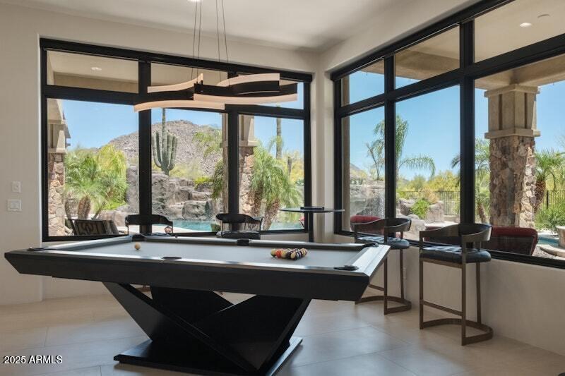PINNACLE PEAK PLACE - Residential