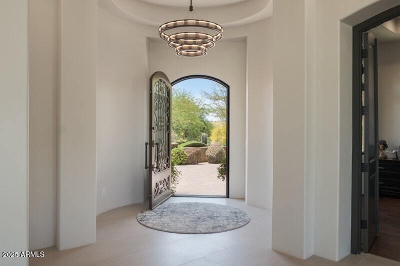 PINNACLE PEAK PLACE - Residential