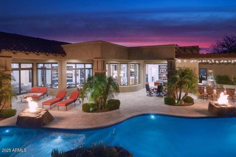 PINNACLE PEAK PLACE - Residential