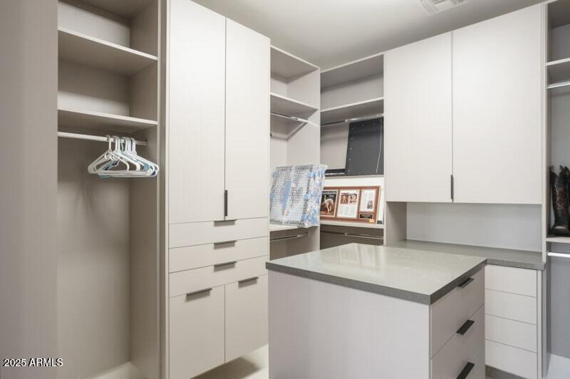 PINNACLE PEAK PLACE - Residential