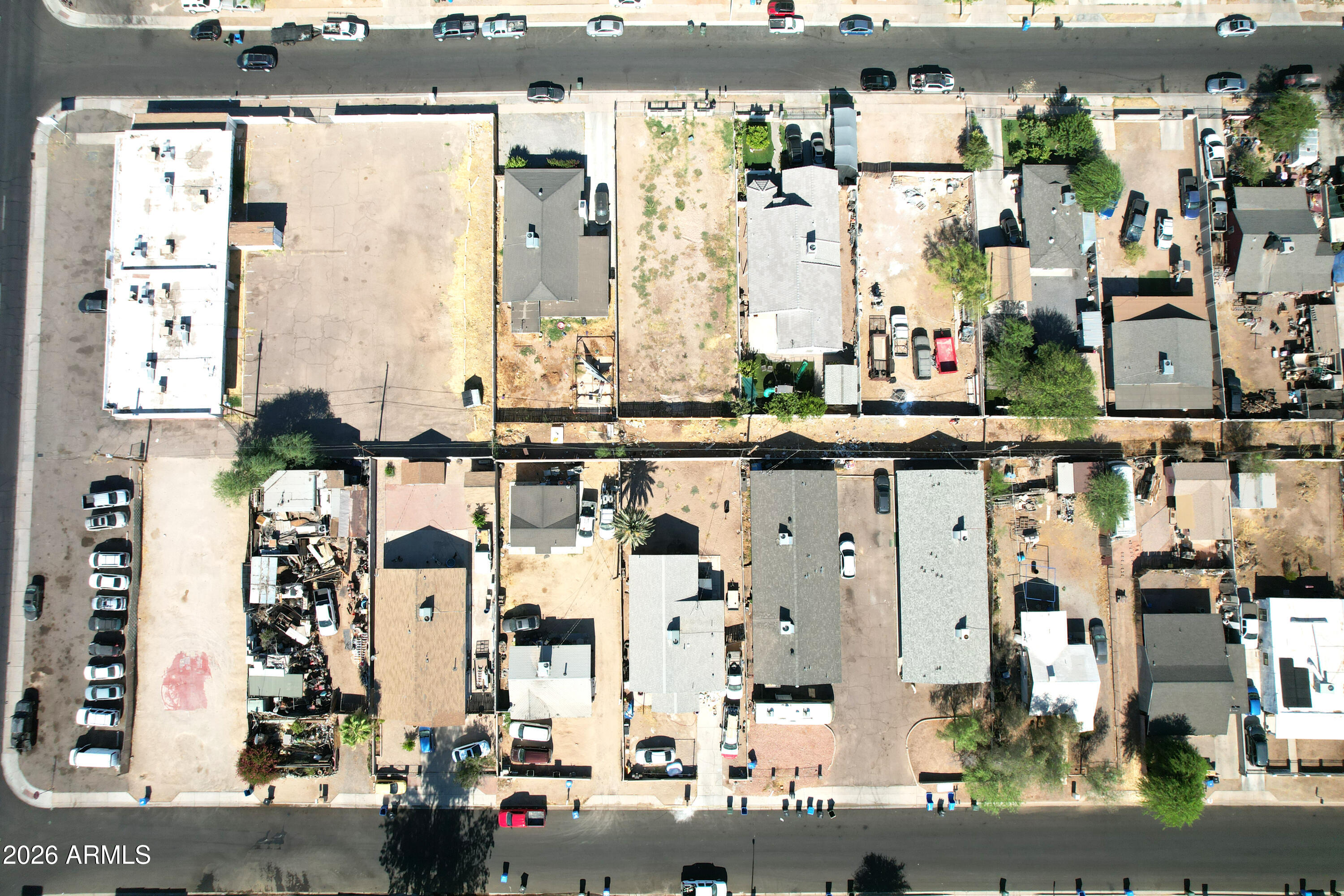 BROADWAY PARK - Land