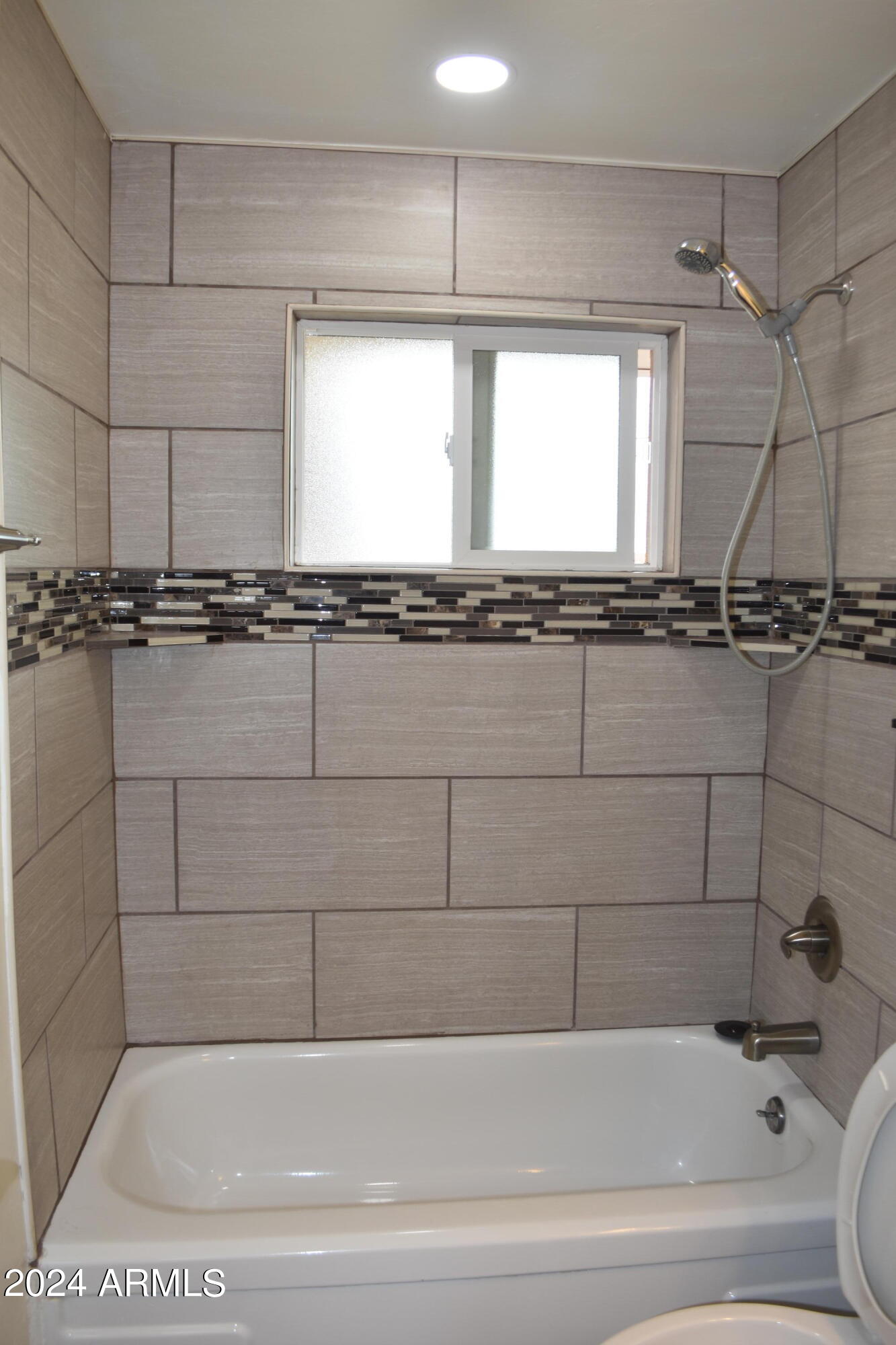 El Coronado Heights - Residential Lease