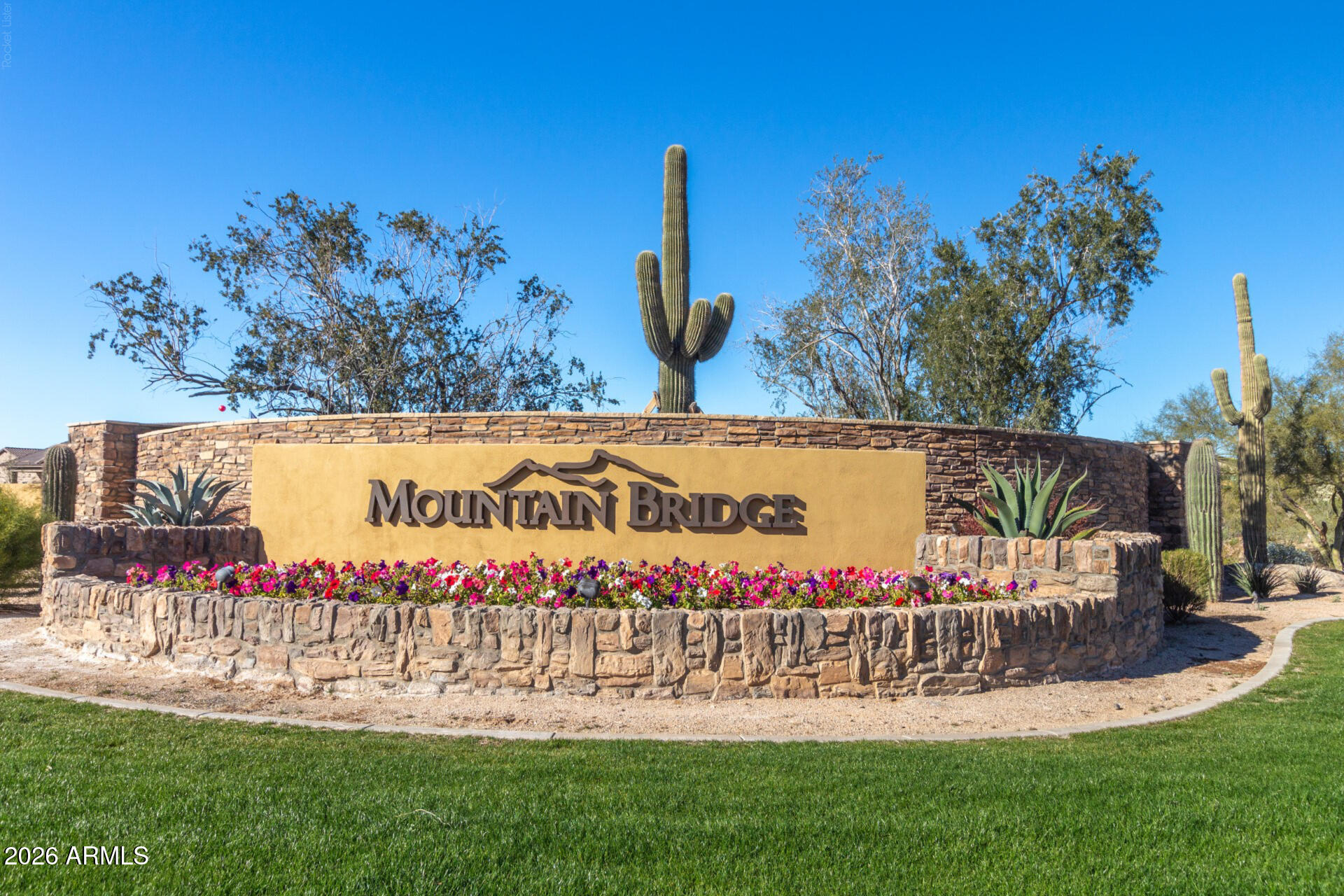 CANYON PRESERVE AT MOUNTAIN BRIDGE - Residential