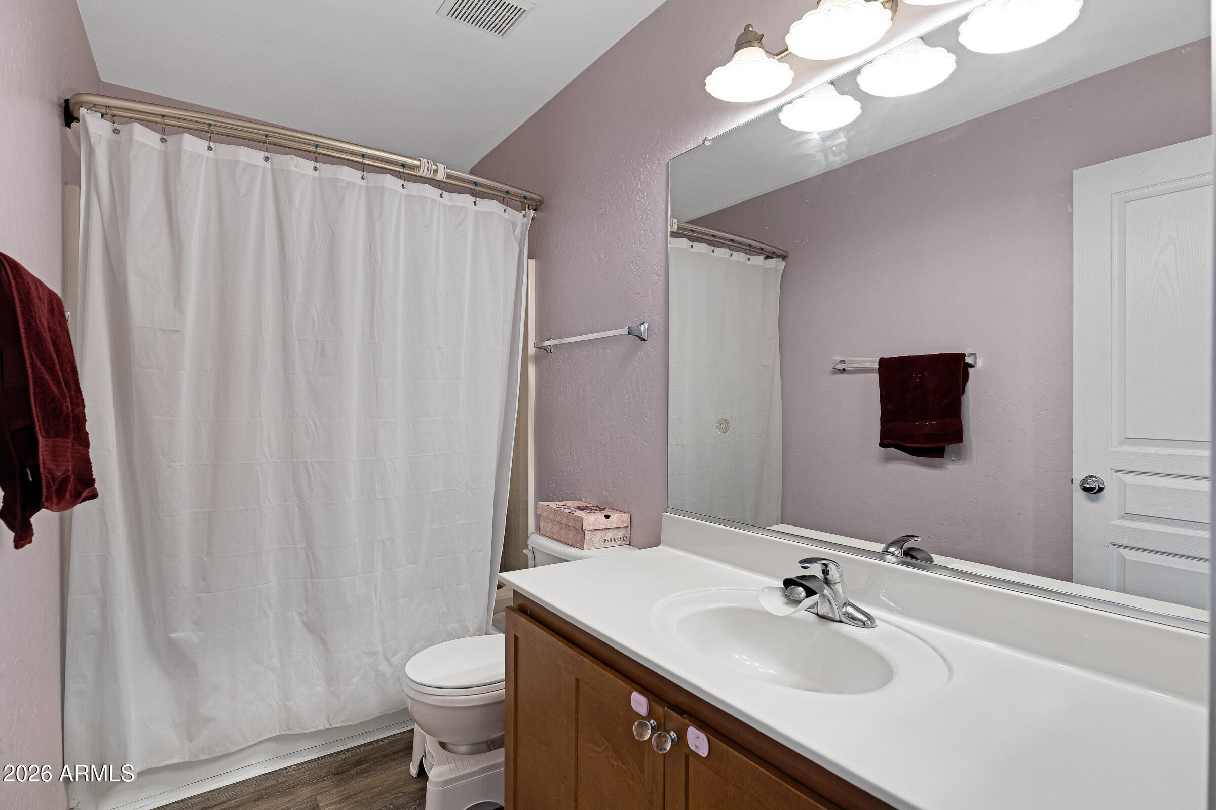AMBERLY LANE - Residential