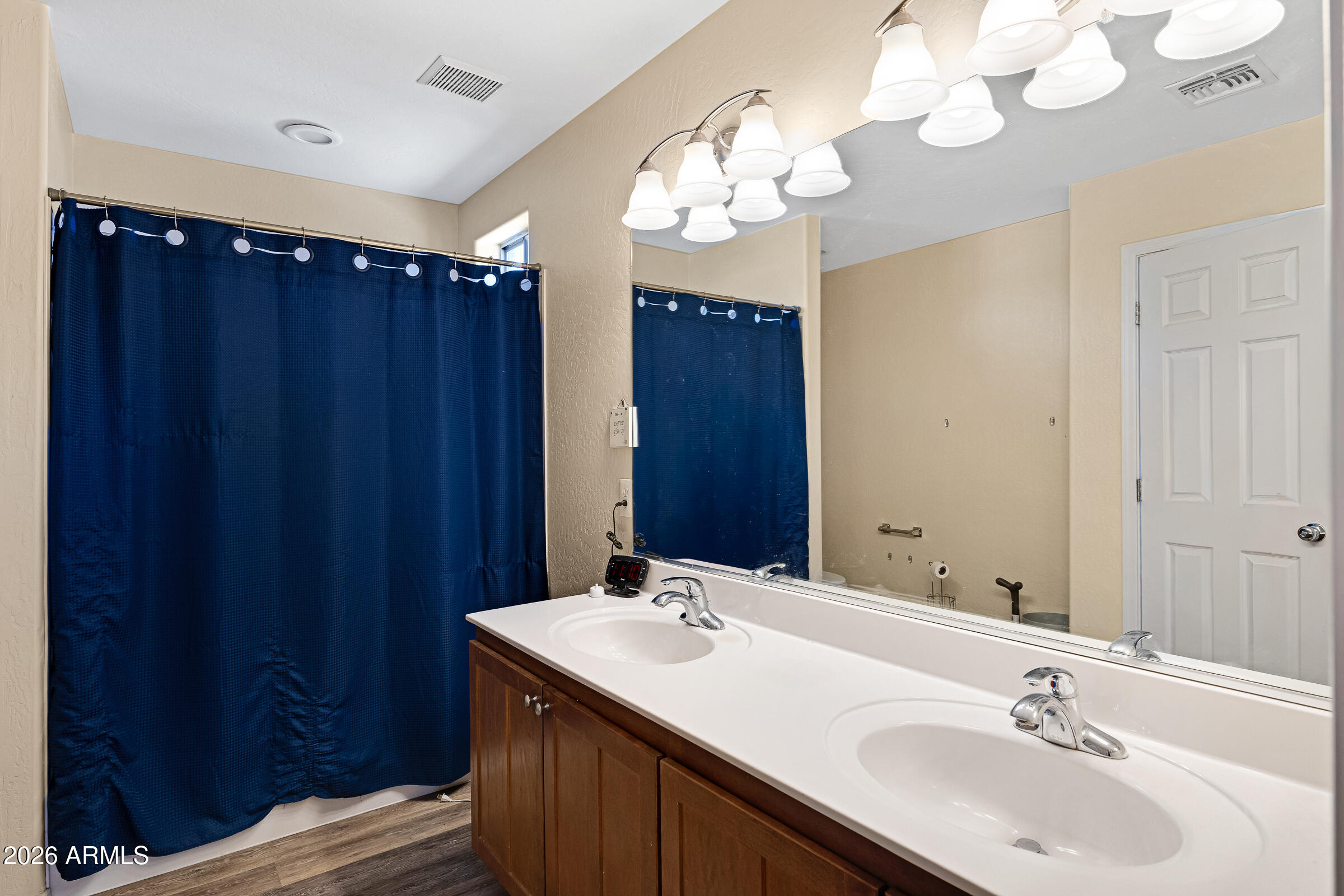 AMBERLY LANE - Residential
