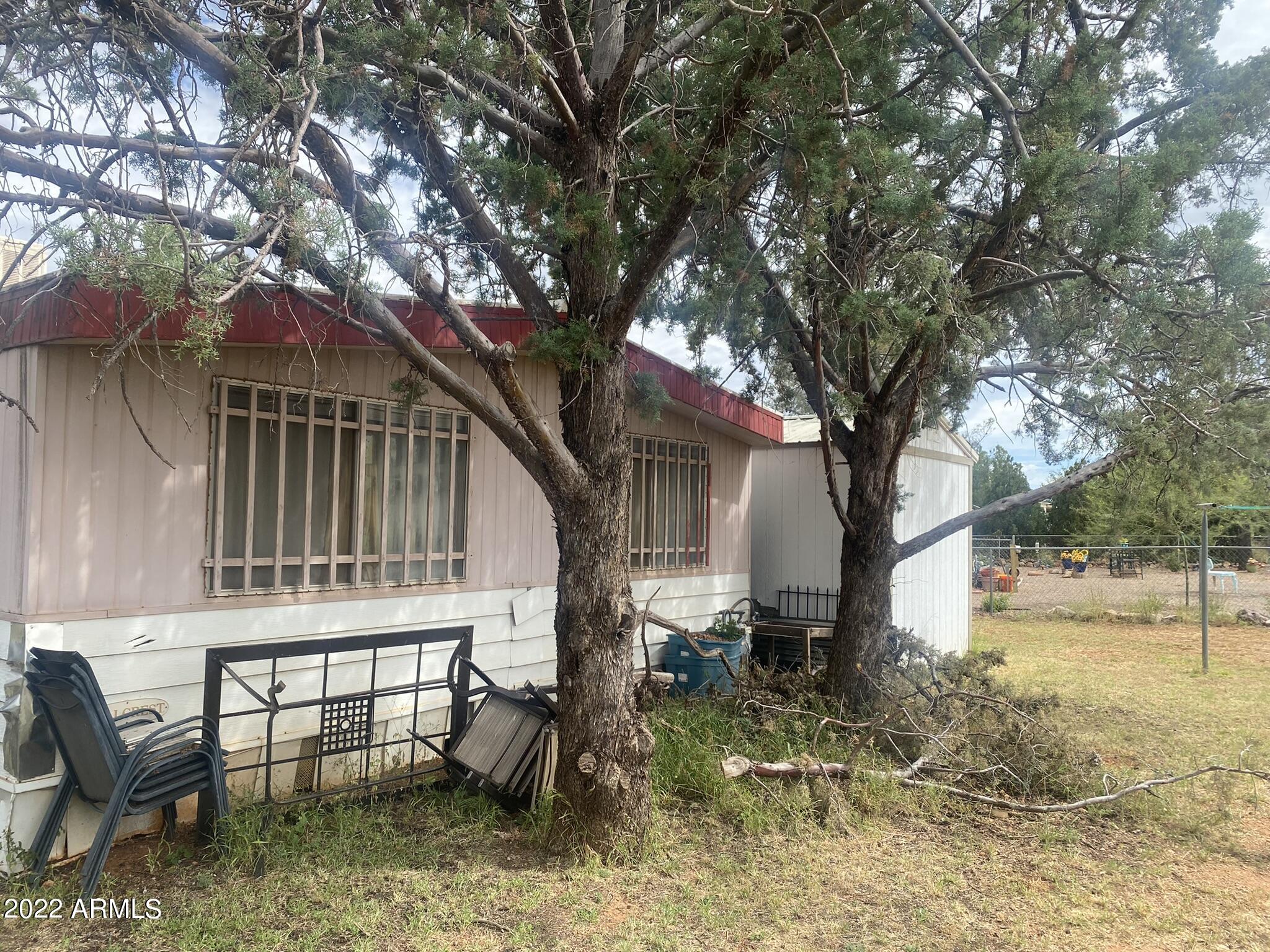 GOLDEN ACRES MOBILE HOME PARK - Residential