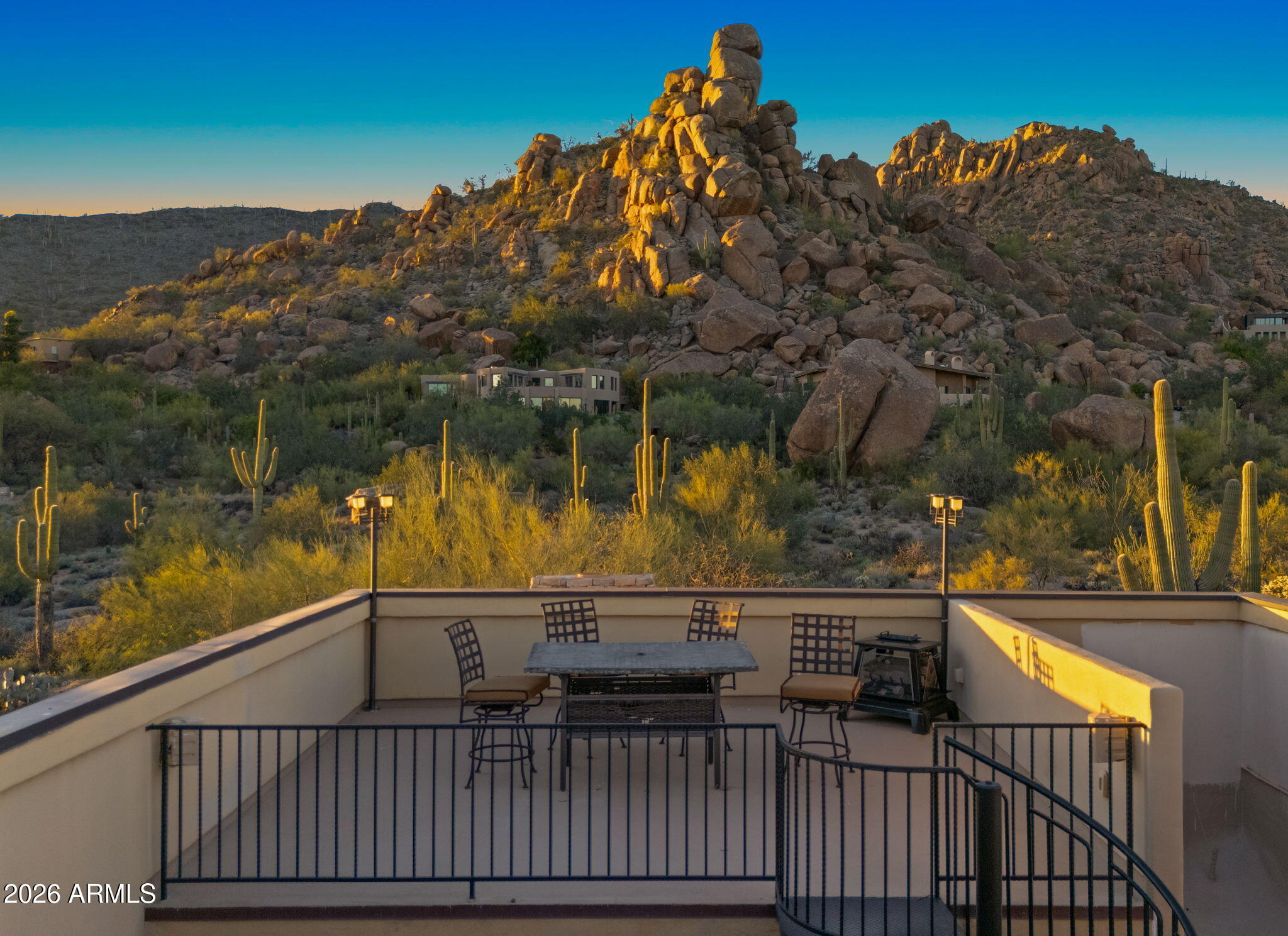 CAREFREE - Black Mountain - Residential