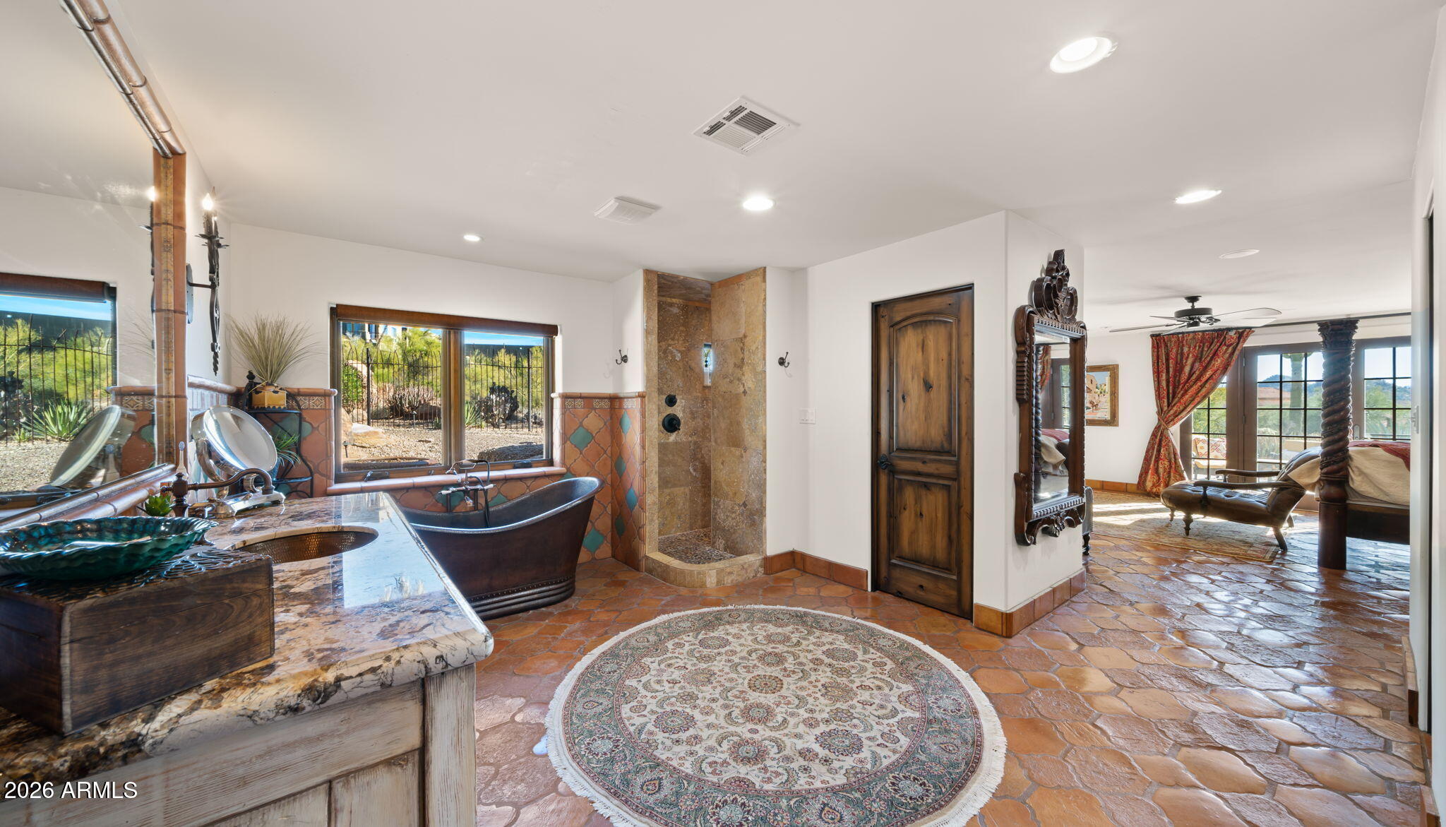 CAREFREE - Black Mountain - Residential