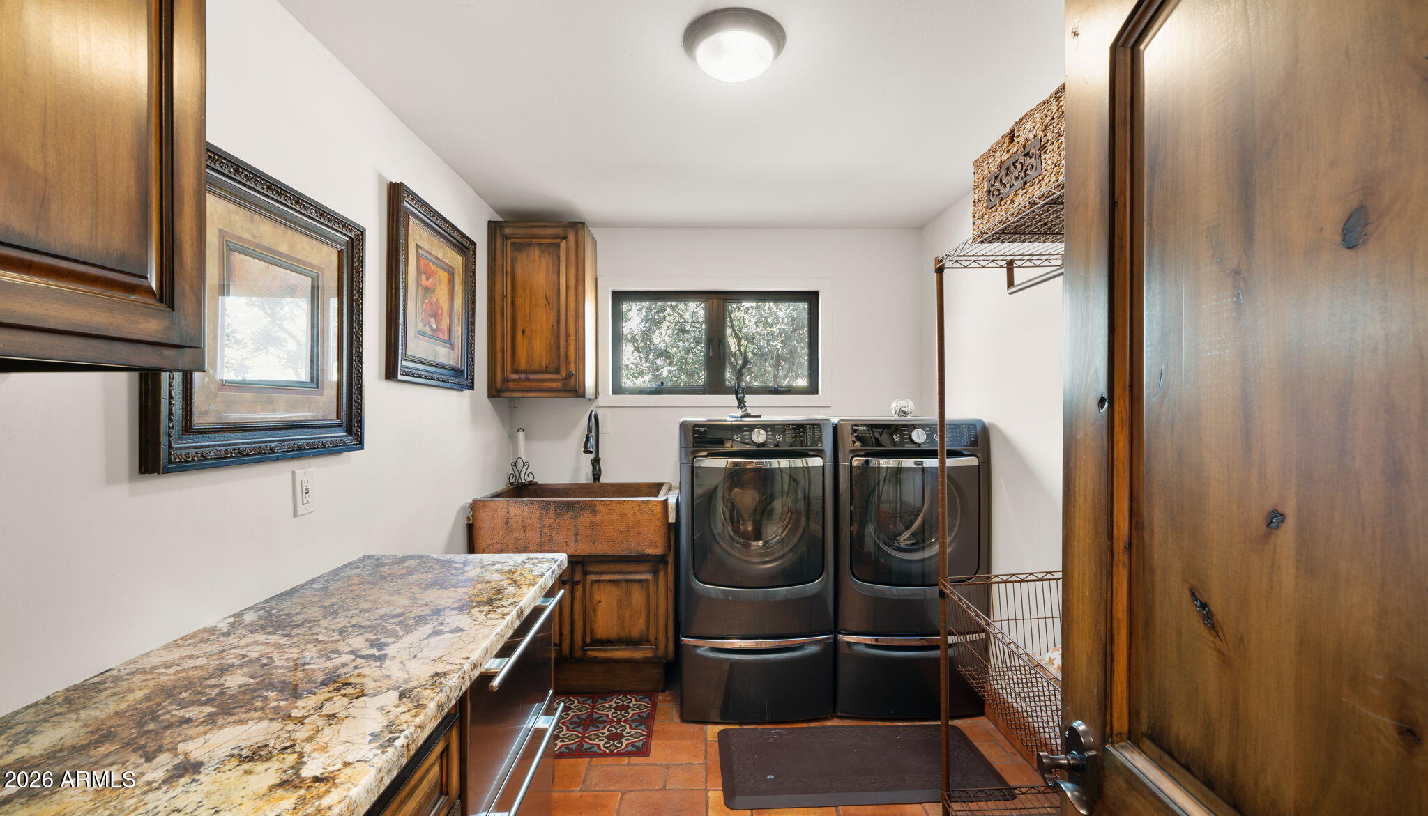 CAREFREE - Black Mountain - Residential