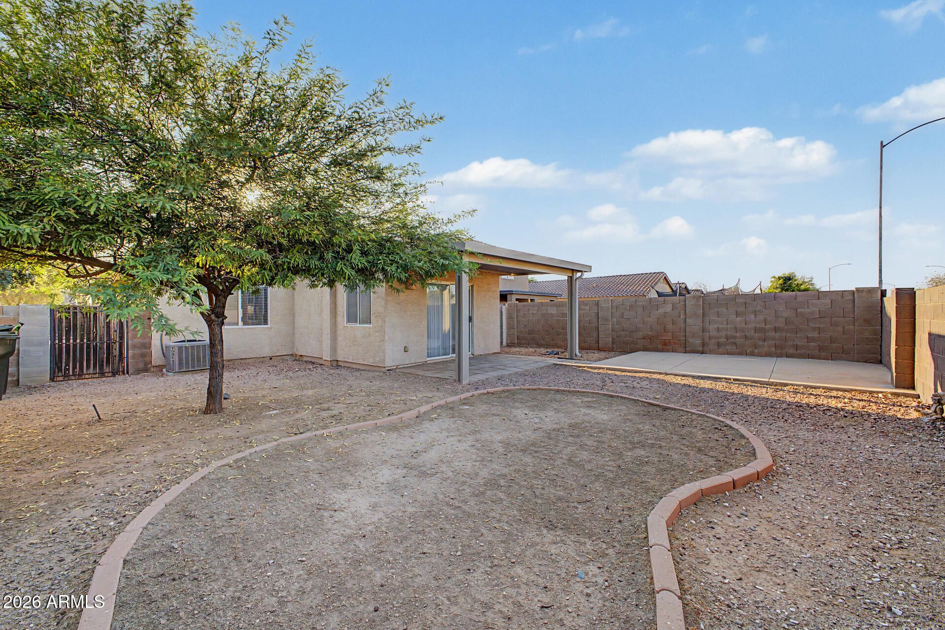 SUNDIAL UNIT 1 - Residential