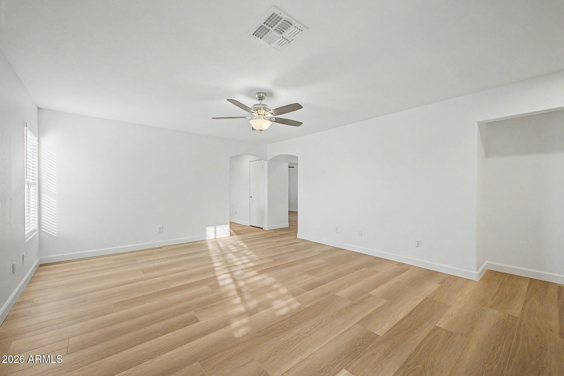 SUNDIAL UNIT 1 - Residential