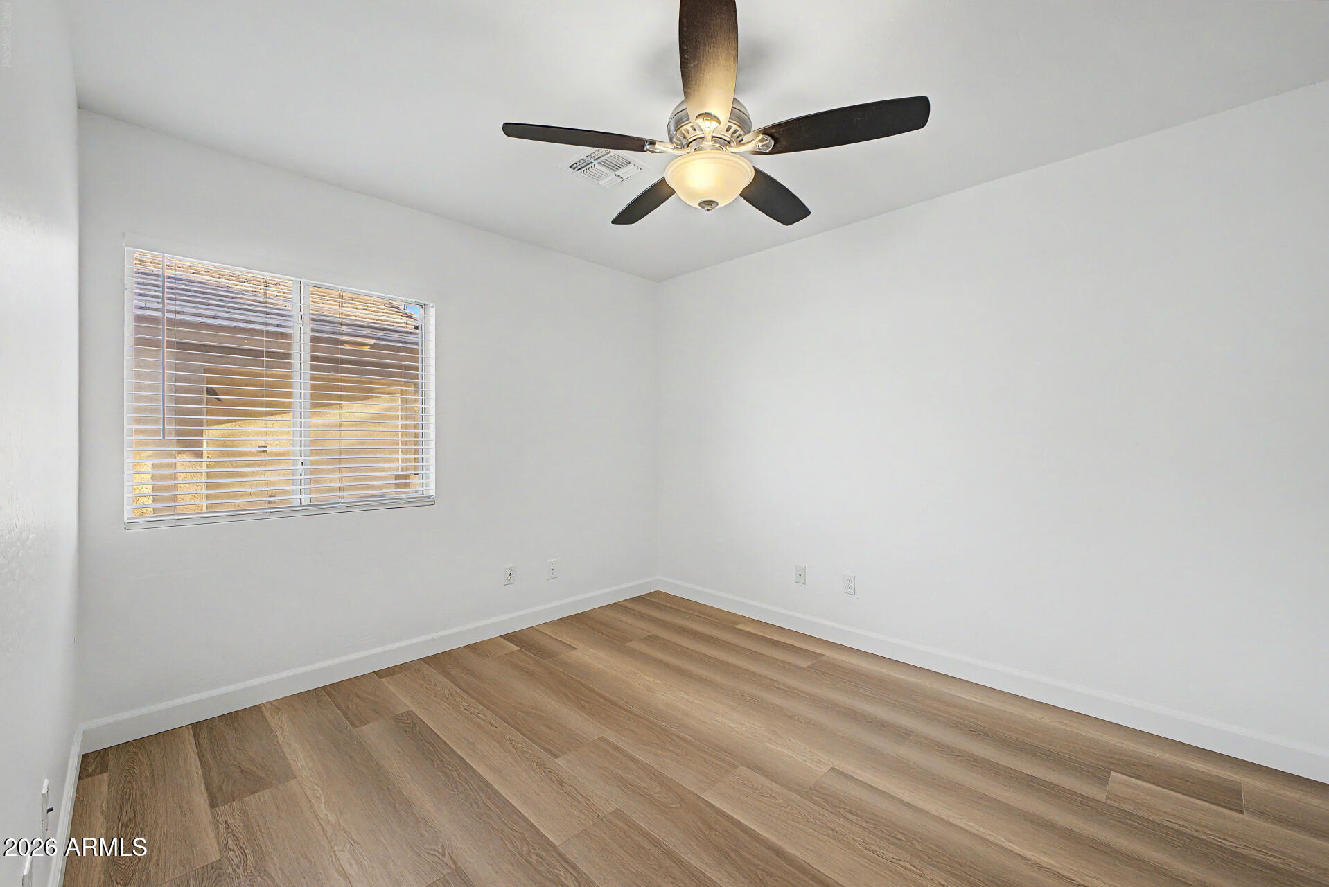 SUNDIAL UNIT 1 - Residential