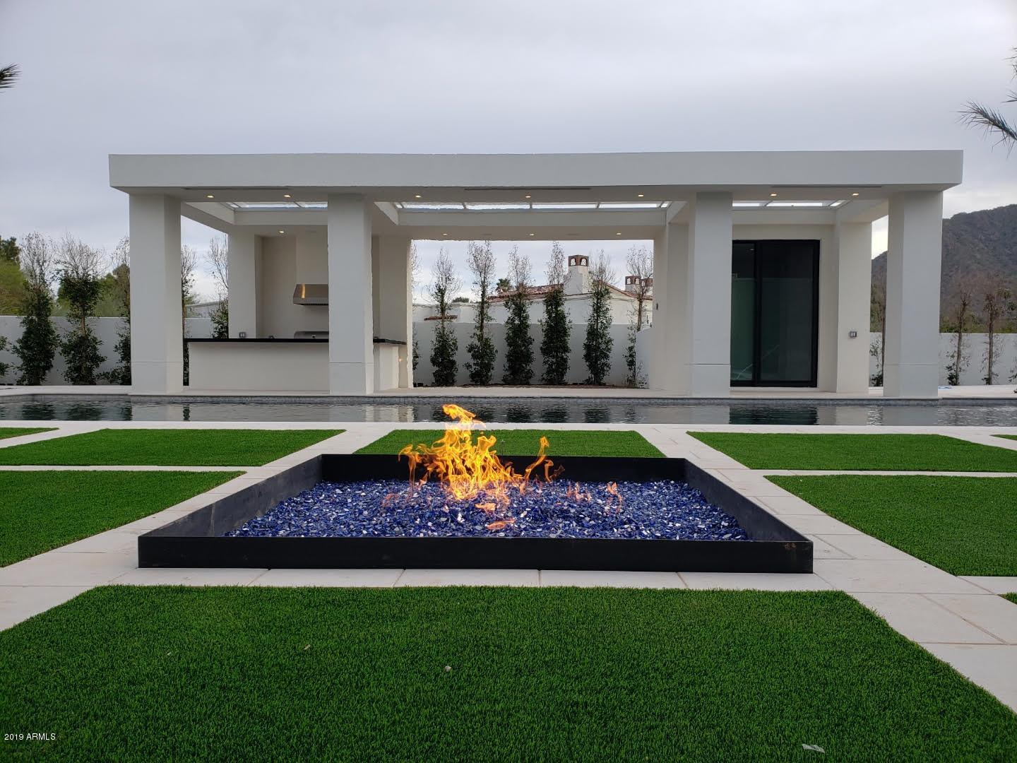 MOUNTAIN VIEW - Residential