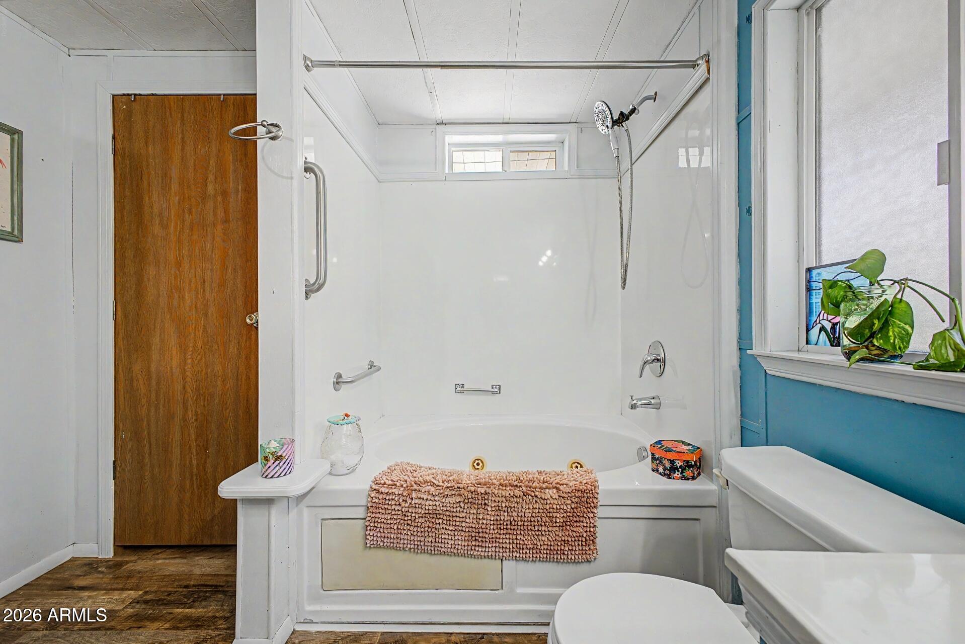 JADE PARK NORTH UNIT 3 - Residential