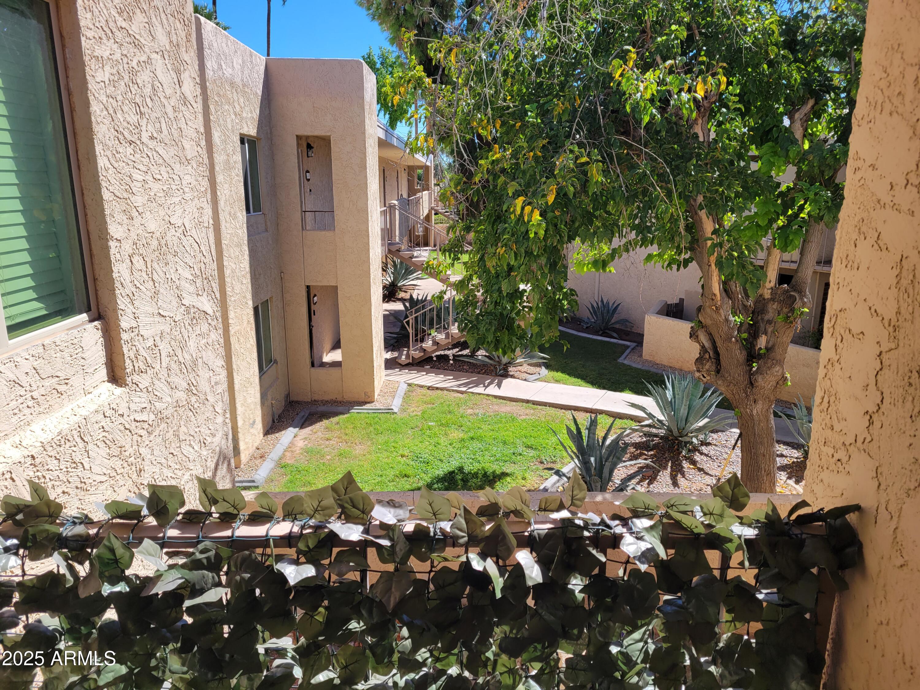 CIENTO CONDOMINIUMS - Residential Lease