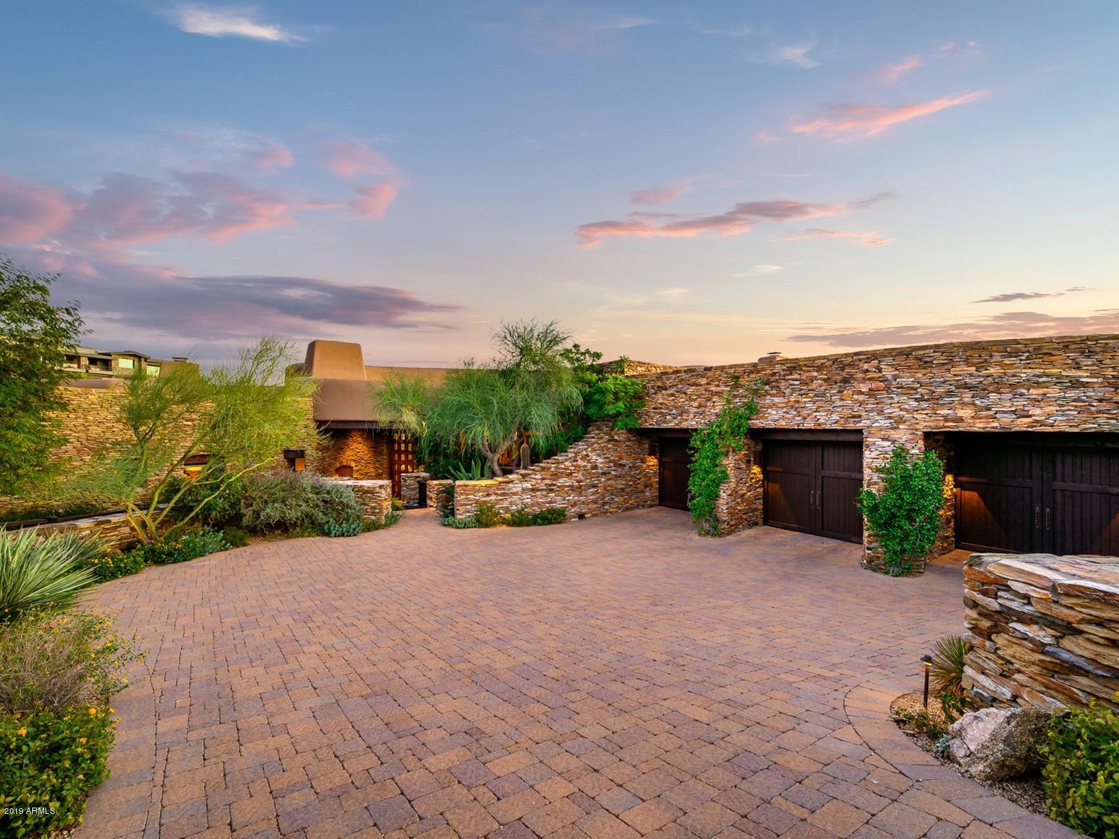 DESERT MOUNTAIN - Residential