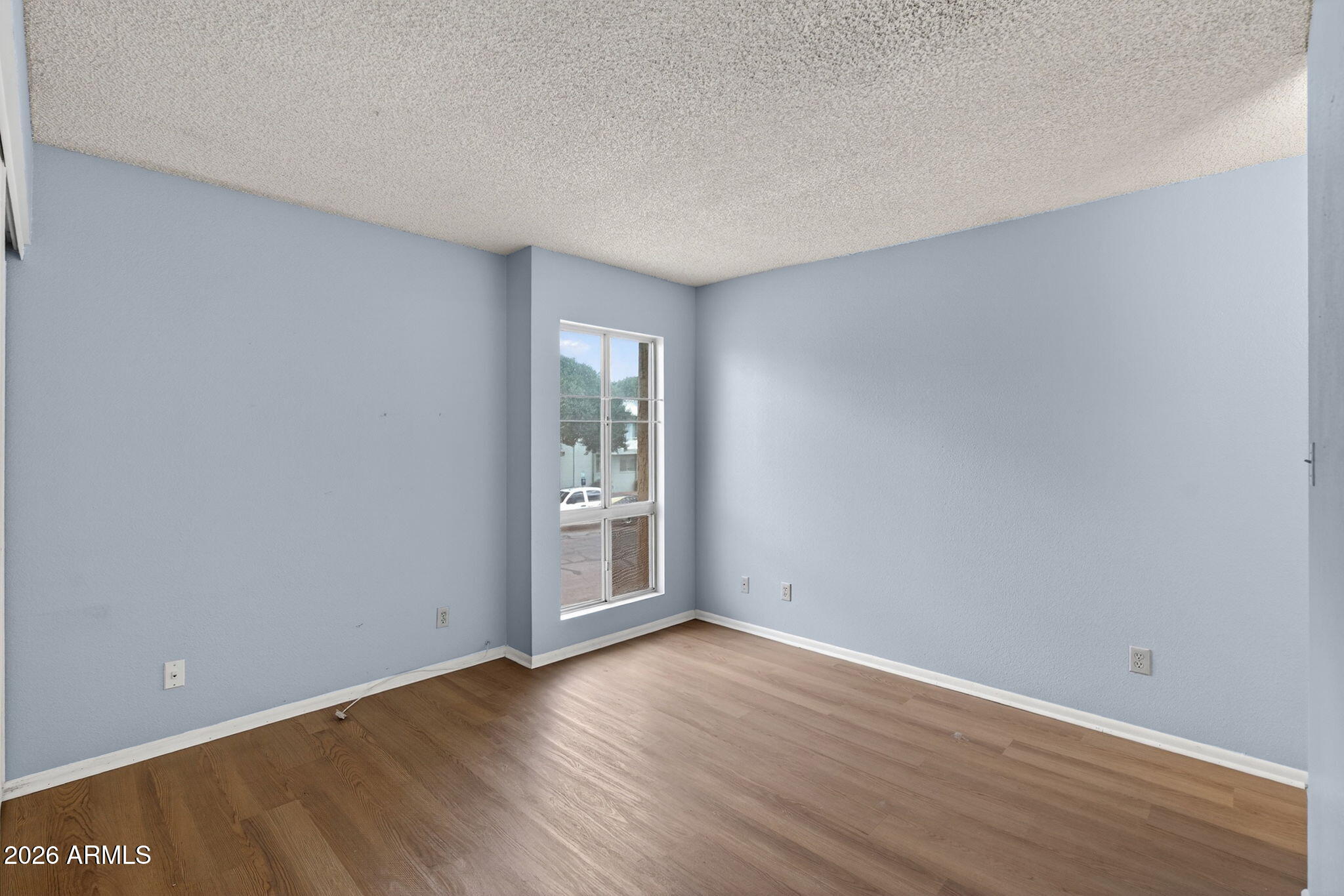 LA FUENTE CONDOMINIUMS - Residential