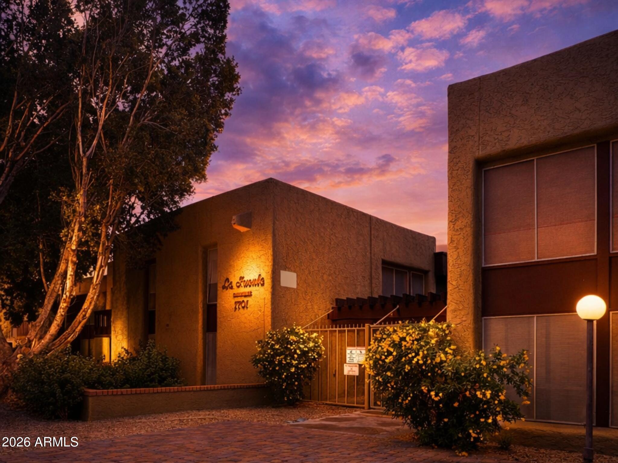 LA FUENTE CONDOMINIUMS - Residential