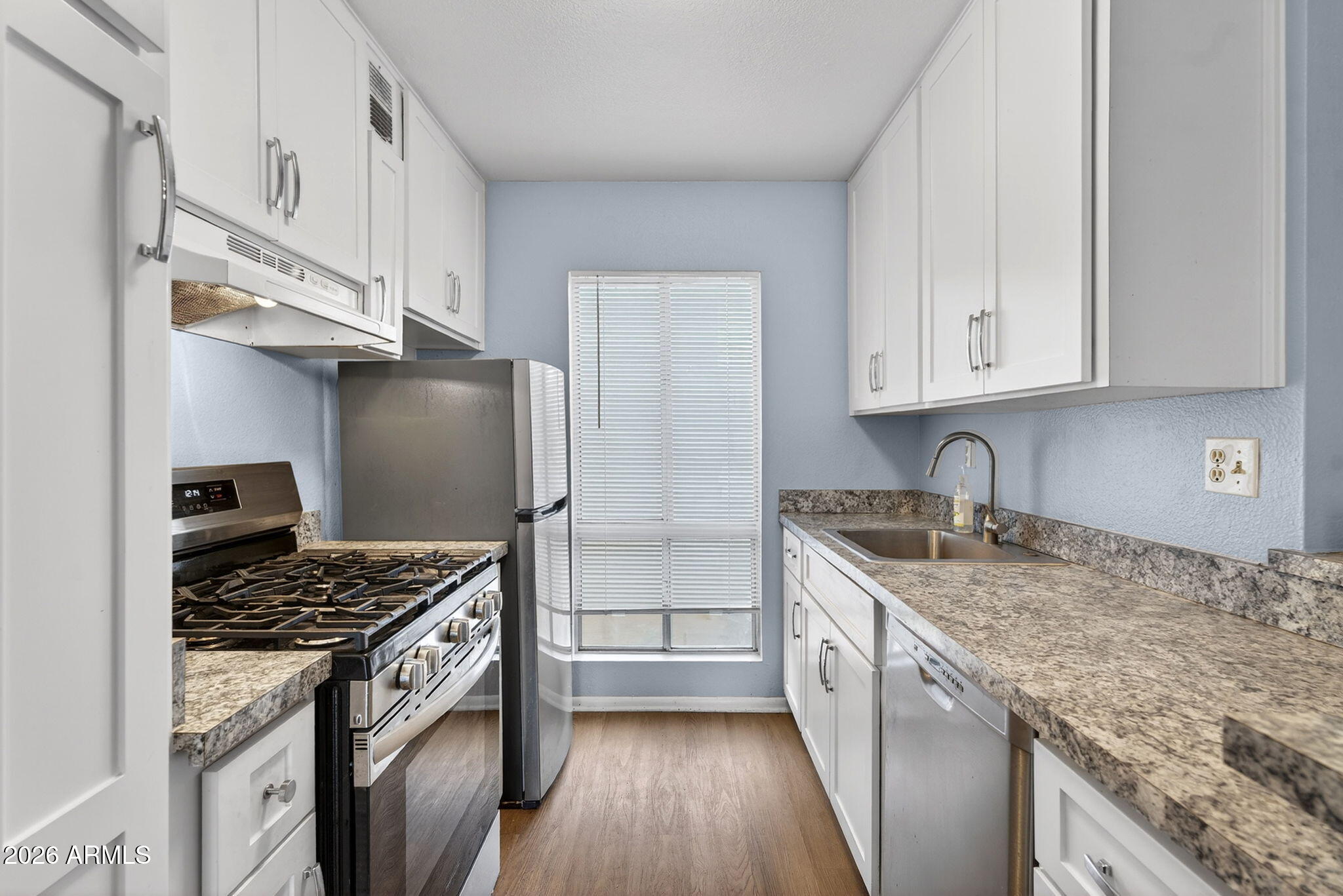 LA FUENTE CONDOMINIUMS - Residential