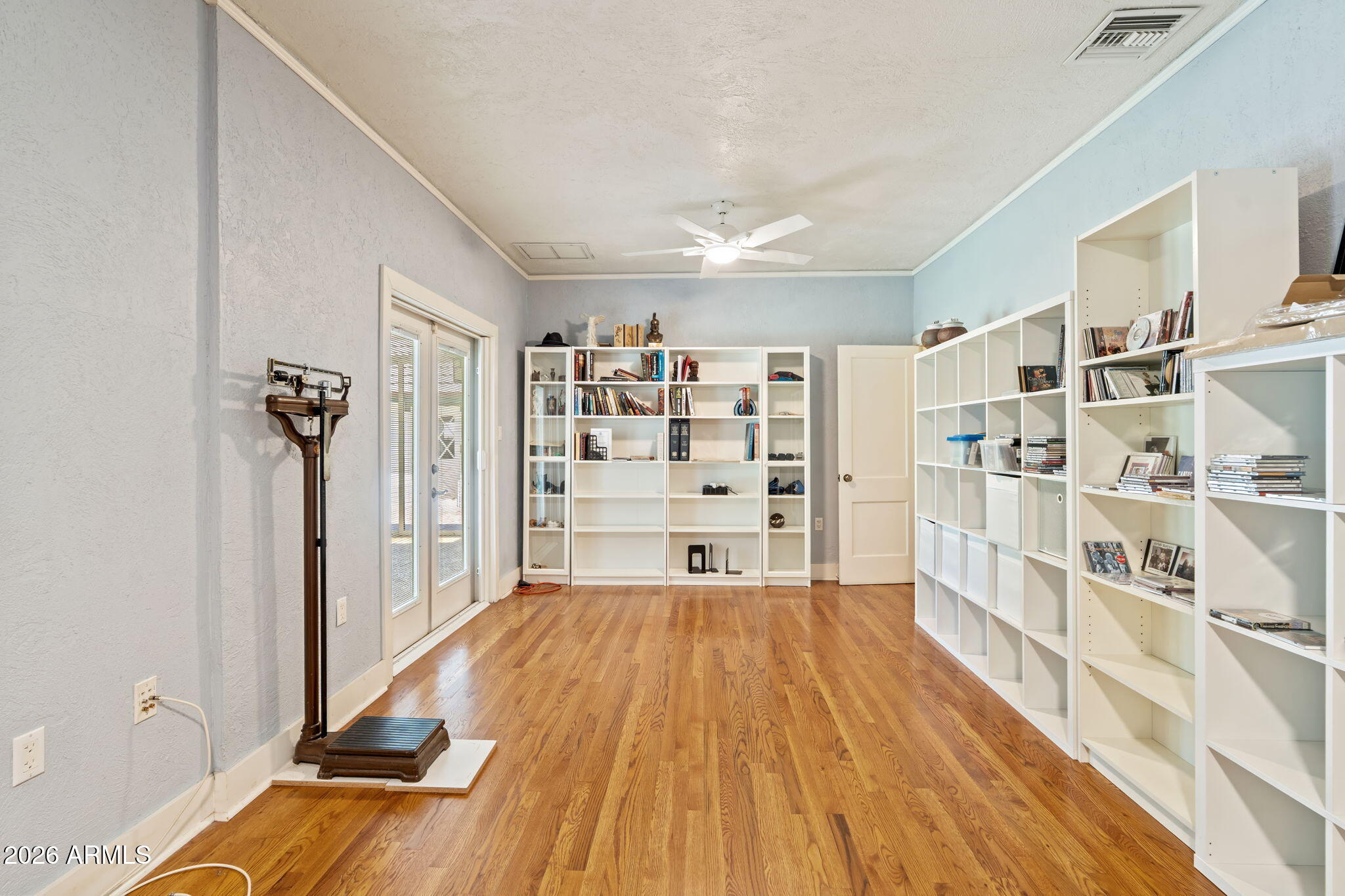 MEDLOCK PLACE AMD LOTS 1-11 - Residential