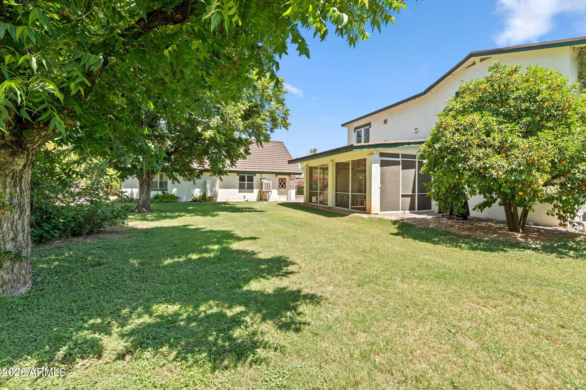 MEDLOCK PLACE AMD LOTS 1-11 - Residential
