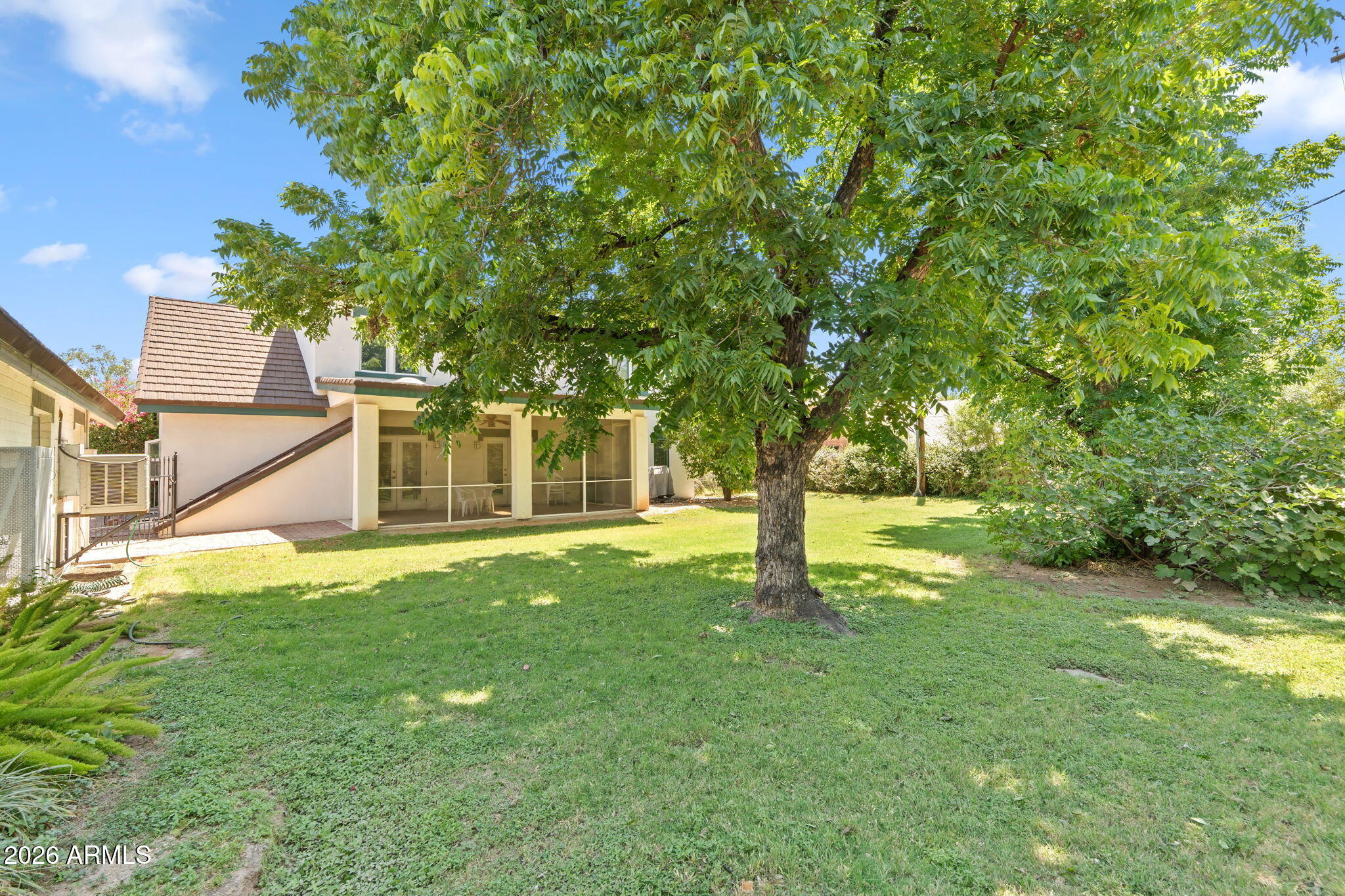 MEDLOCK PLACE AMD LOTS 1-11 - Residential
