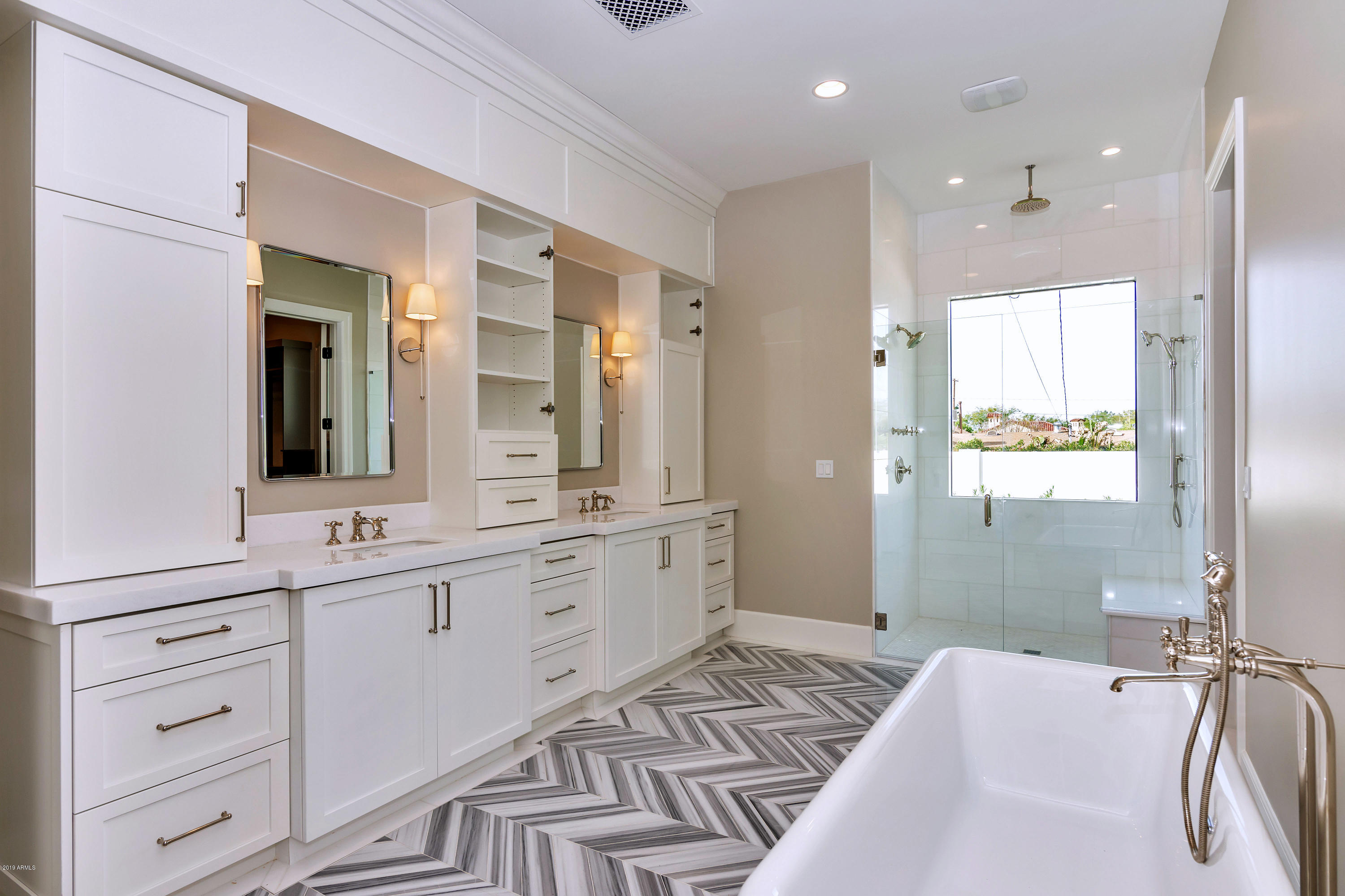 LAFAYETTE VILLA 3 - Residential