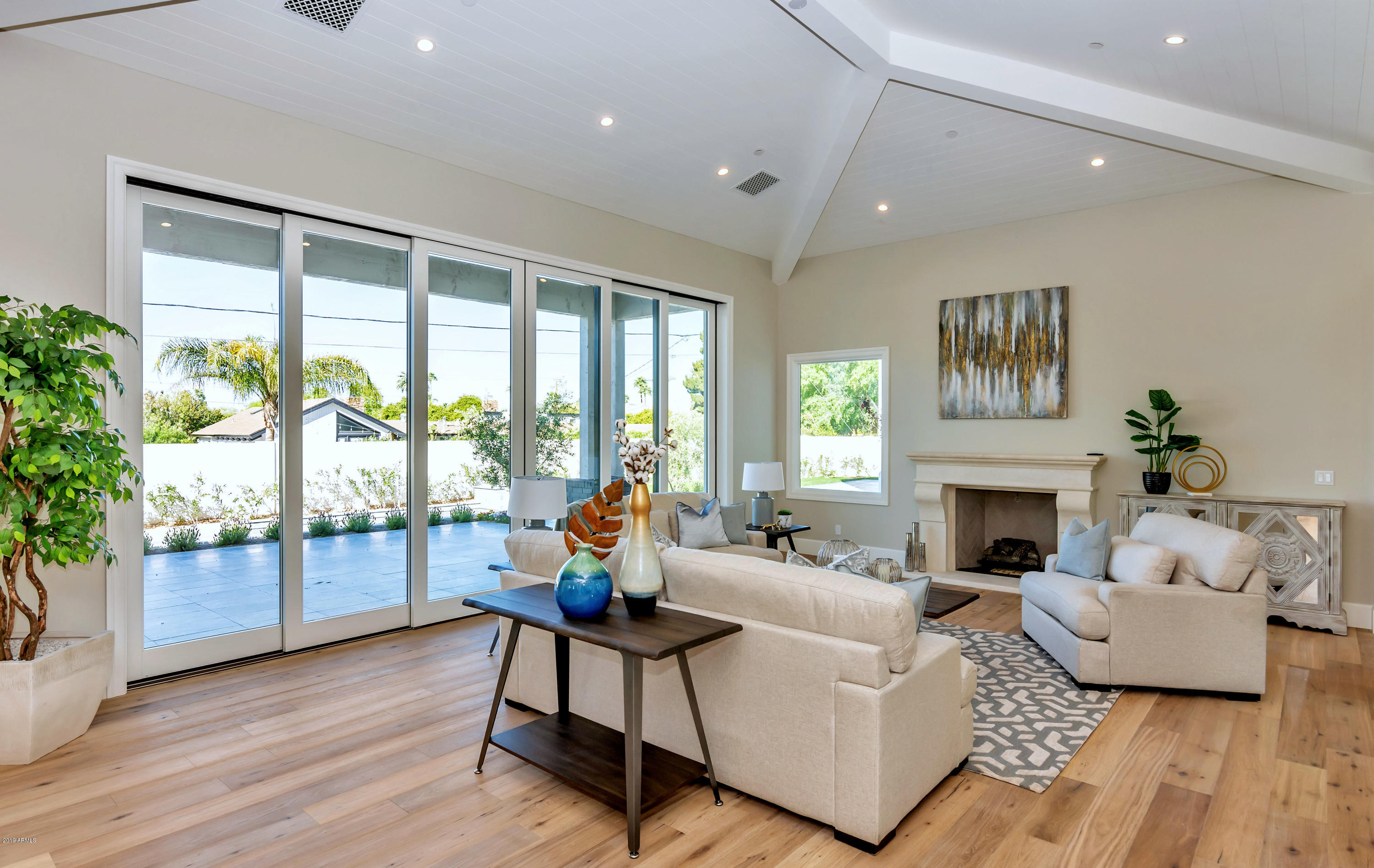 LAFAYETTE VILLA 3 - Residential