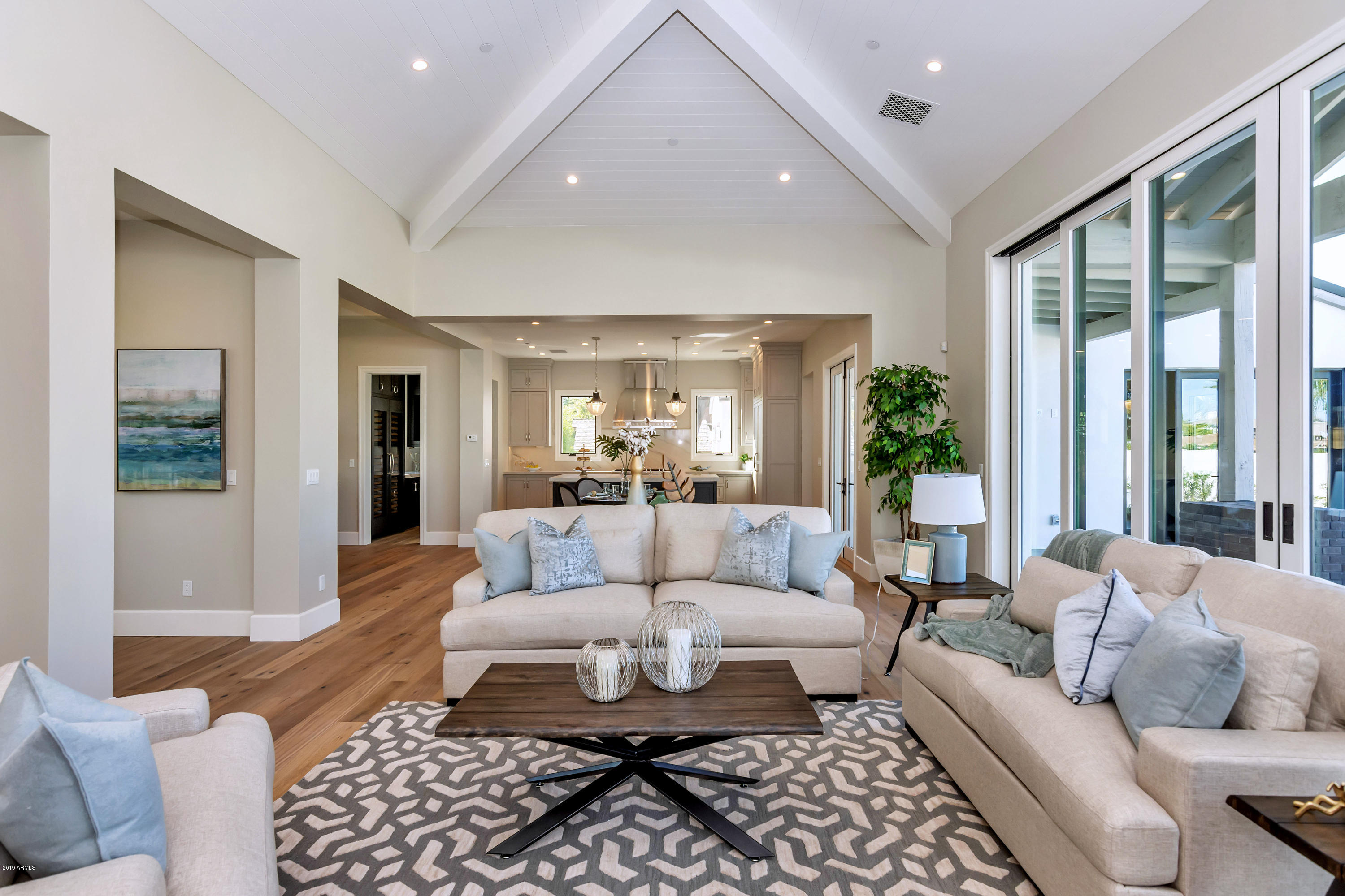 LAFAYETTE VILLA 3 - Residential