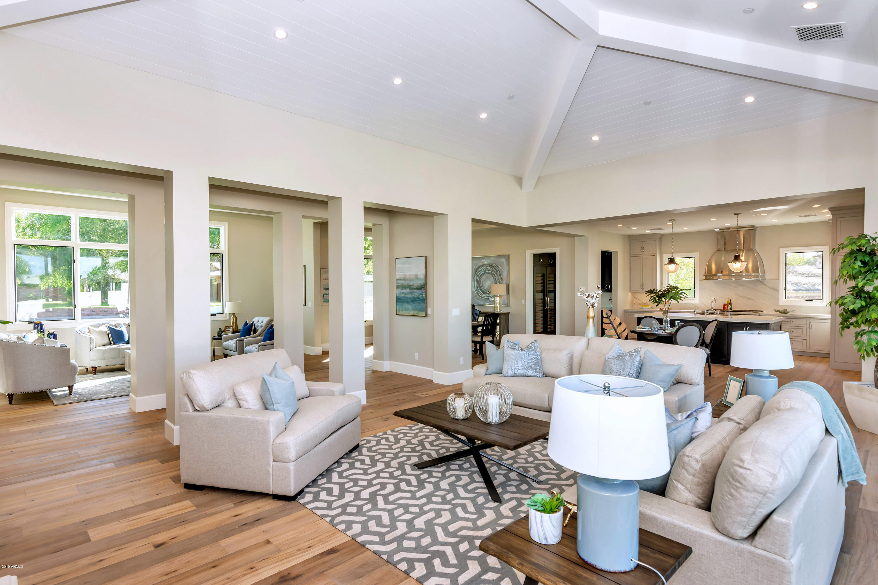 LAFAYETTE VILLA 3 - Residential