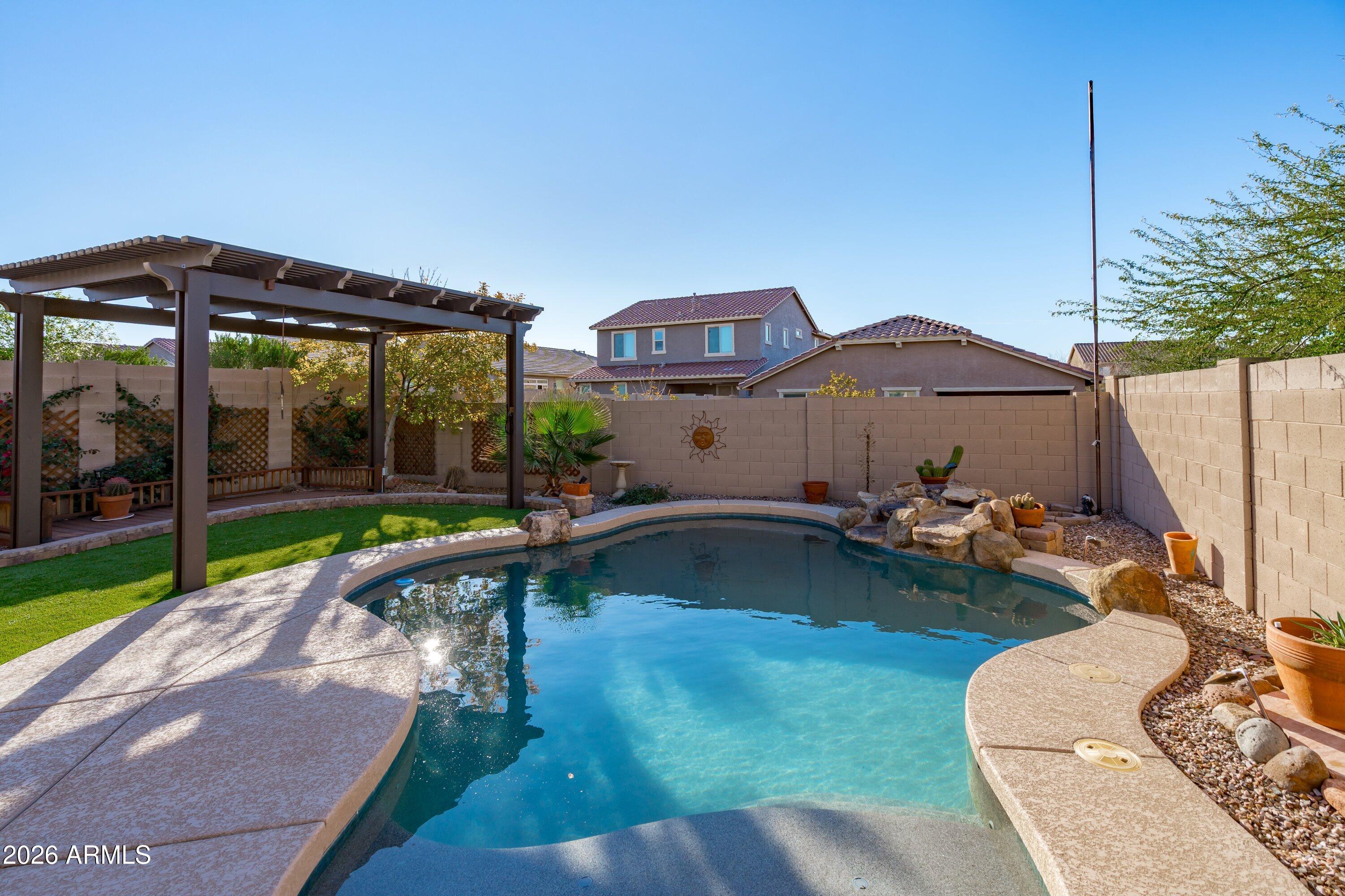CIRCLE MOUNTAIN RANCH - Residential