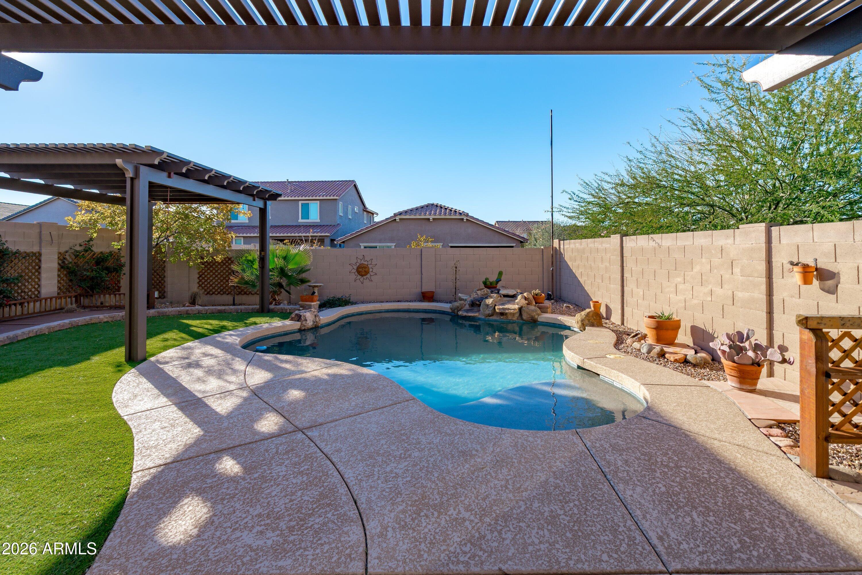 CIRCLE MOUNTAIN RANCH - Residential