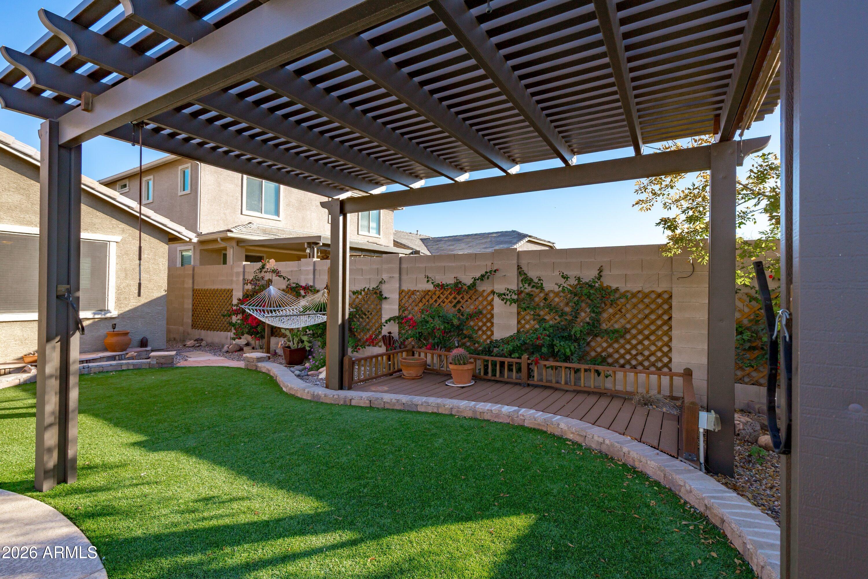 CIRCLE MOUNTAIN RANCH - Residential